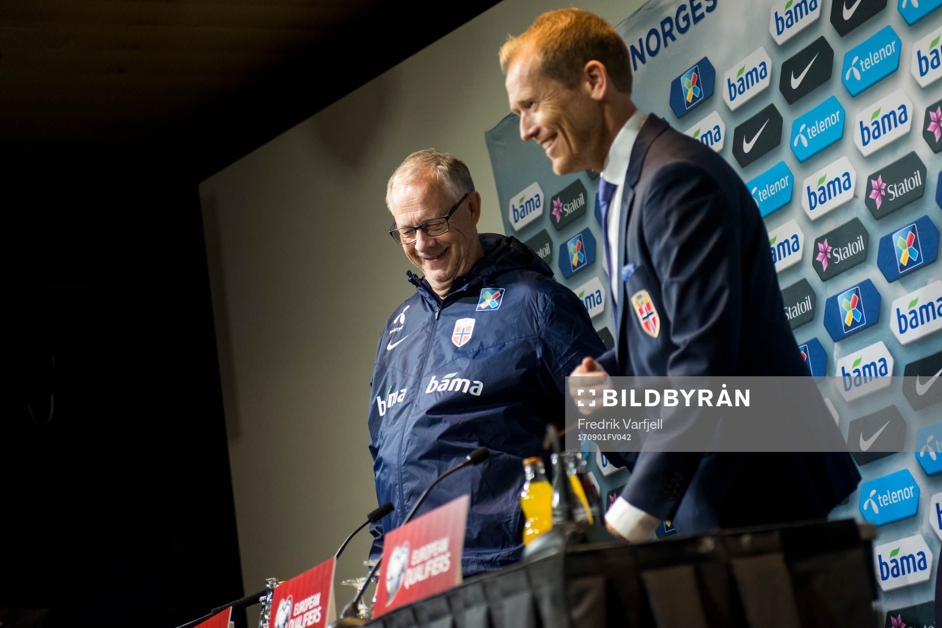 Lars Lagerbäck, head coach of Norway, and Svein Graff,