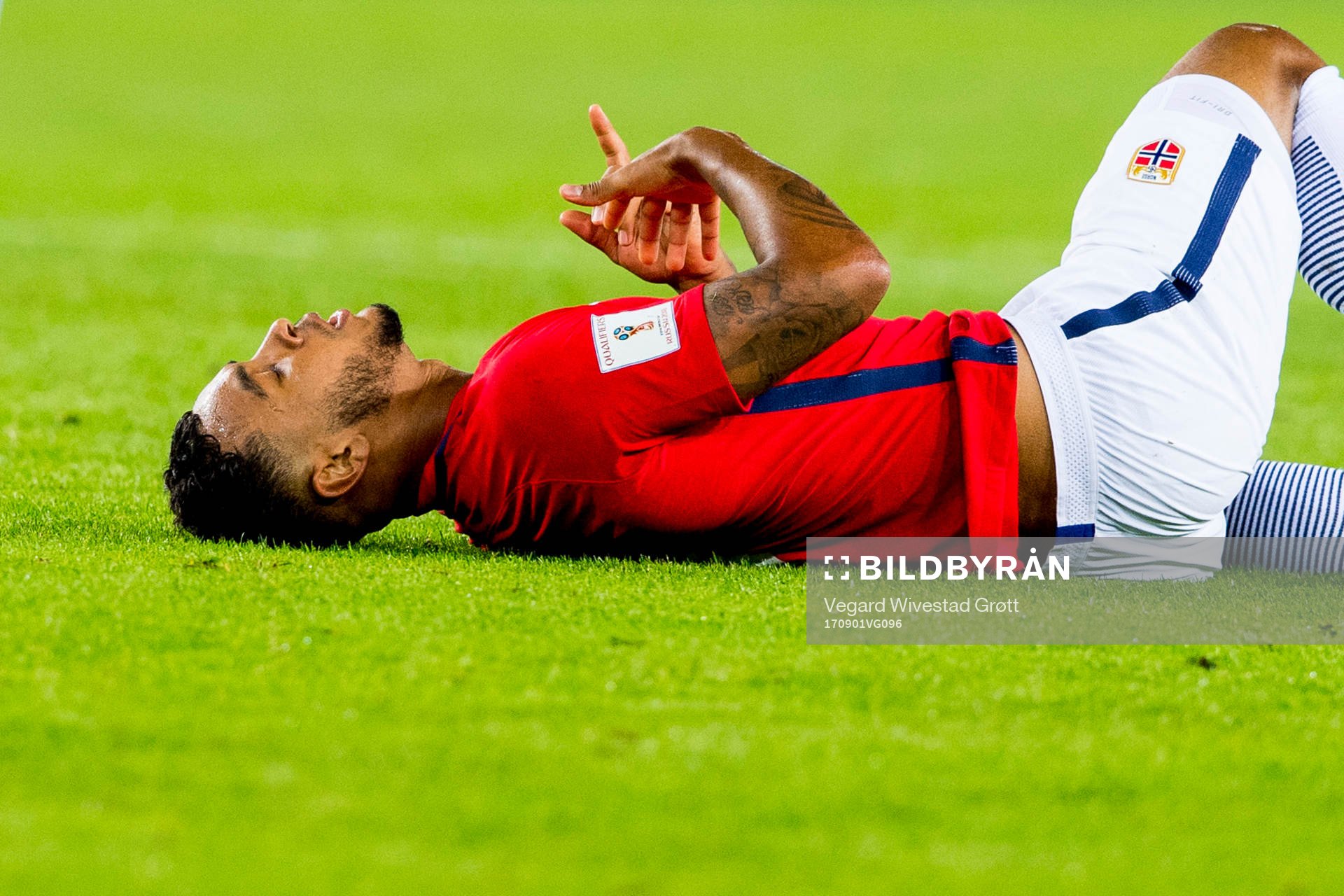 Joshua King of Norway lies down