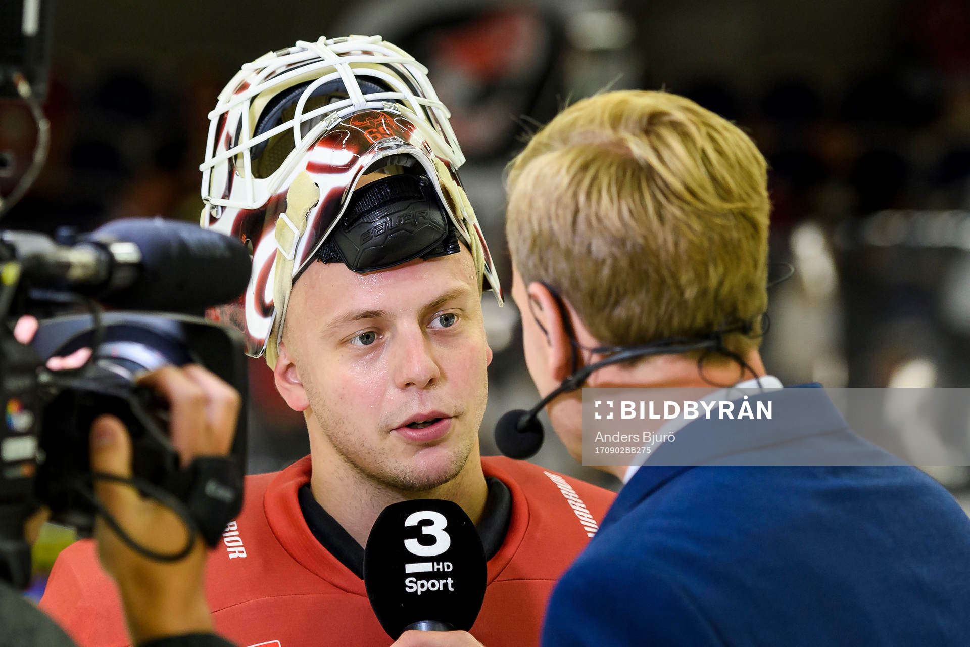 Goalkeeper Oscar Alsenfelt of Malmö Redhawks interviews