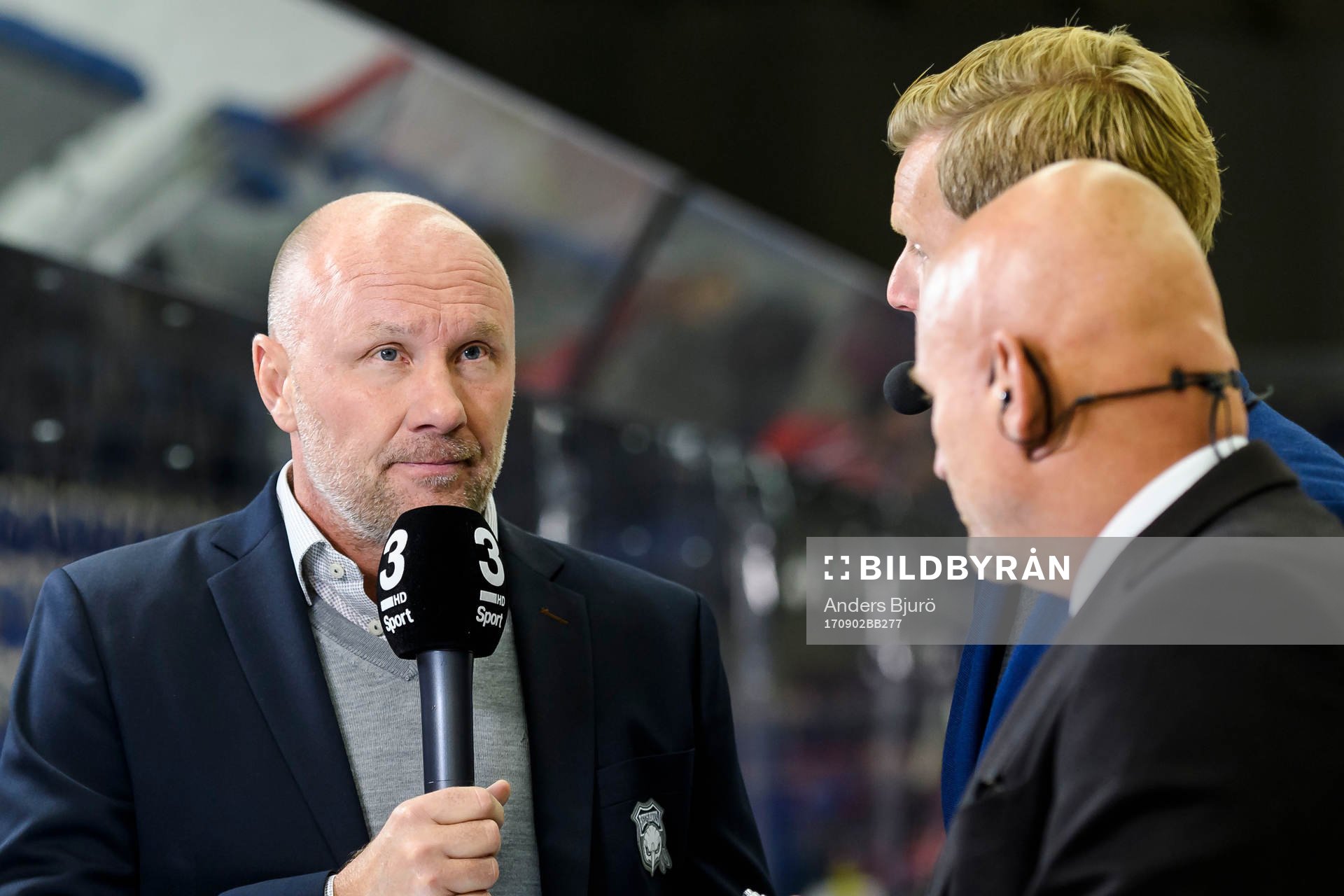 Peter Andersson head coach of Malmö Redhawks  interviews