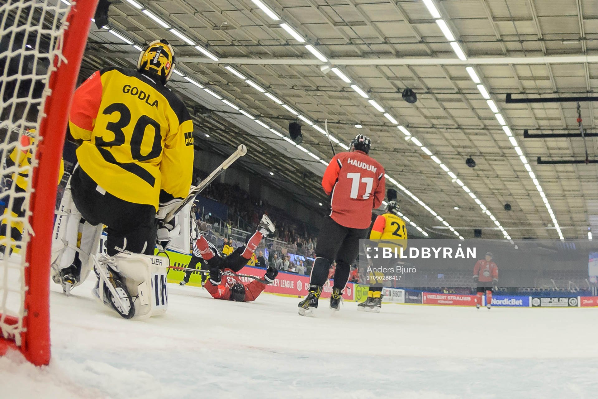 Nichlas Hardt of Malmö Redhawks celebrates