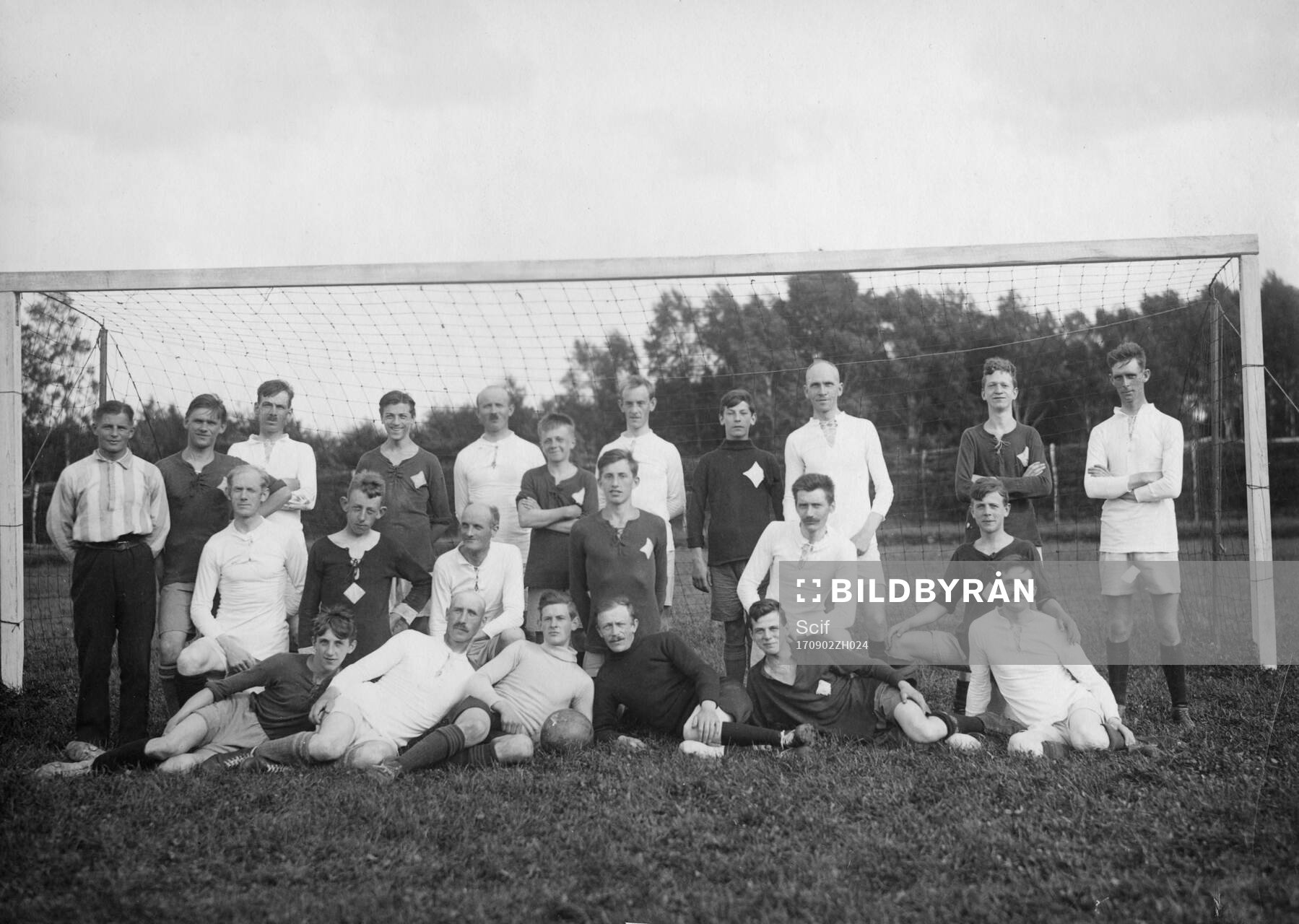 Fotboll, Senior + Junior