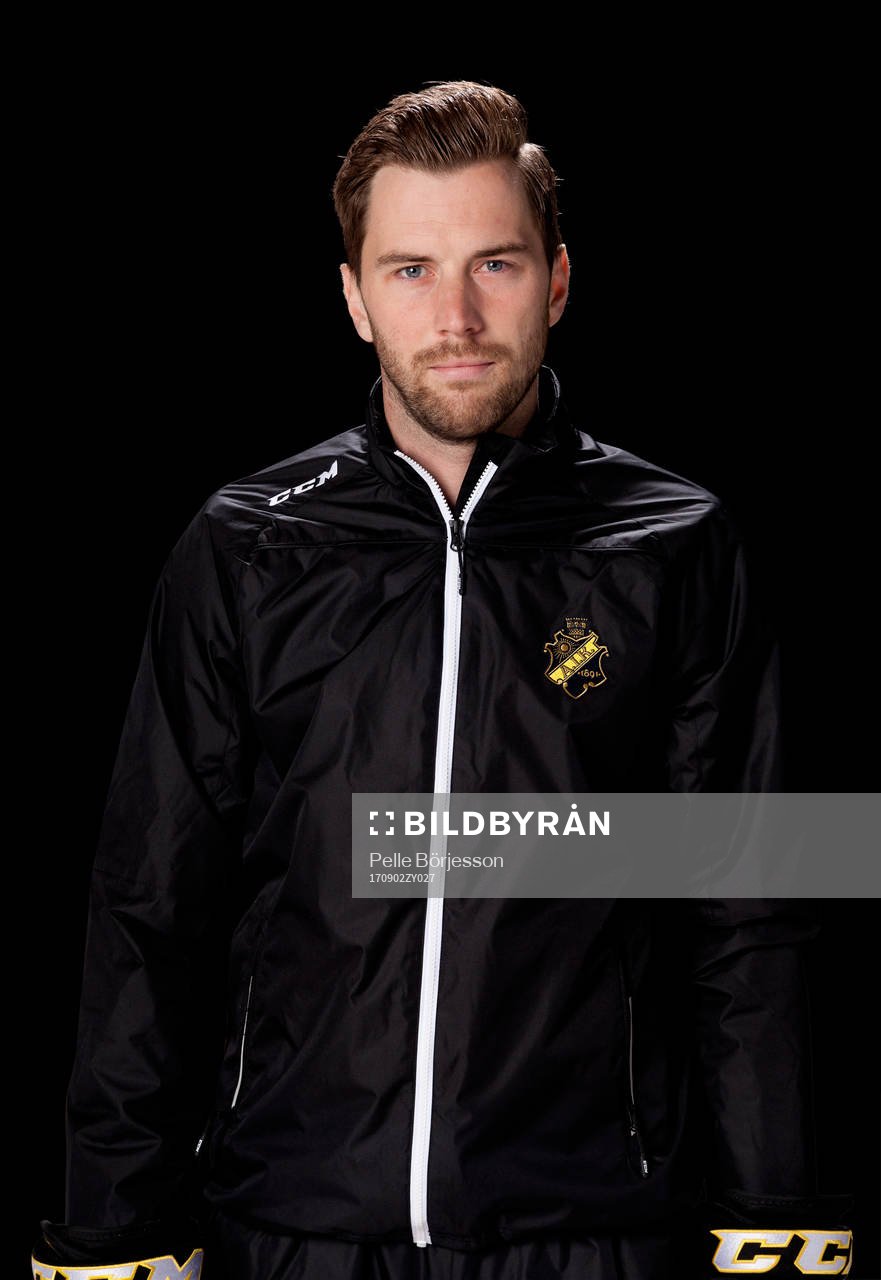 AIK:s Robin Danielsson poserar för ett porträtt den 1 september 2017 i Stockholm.