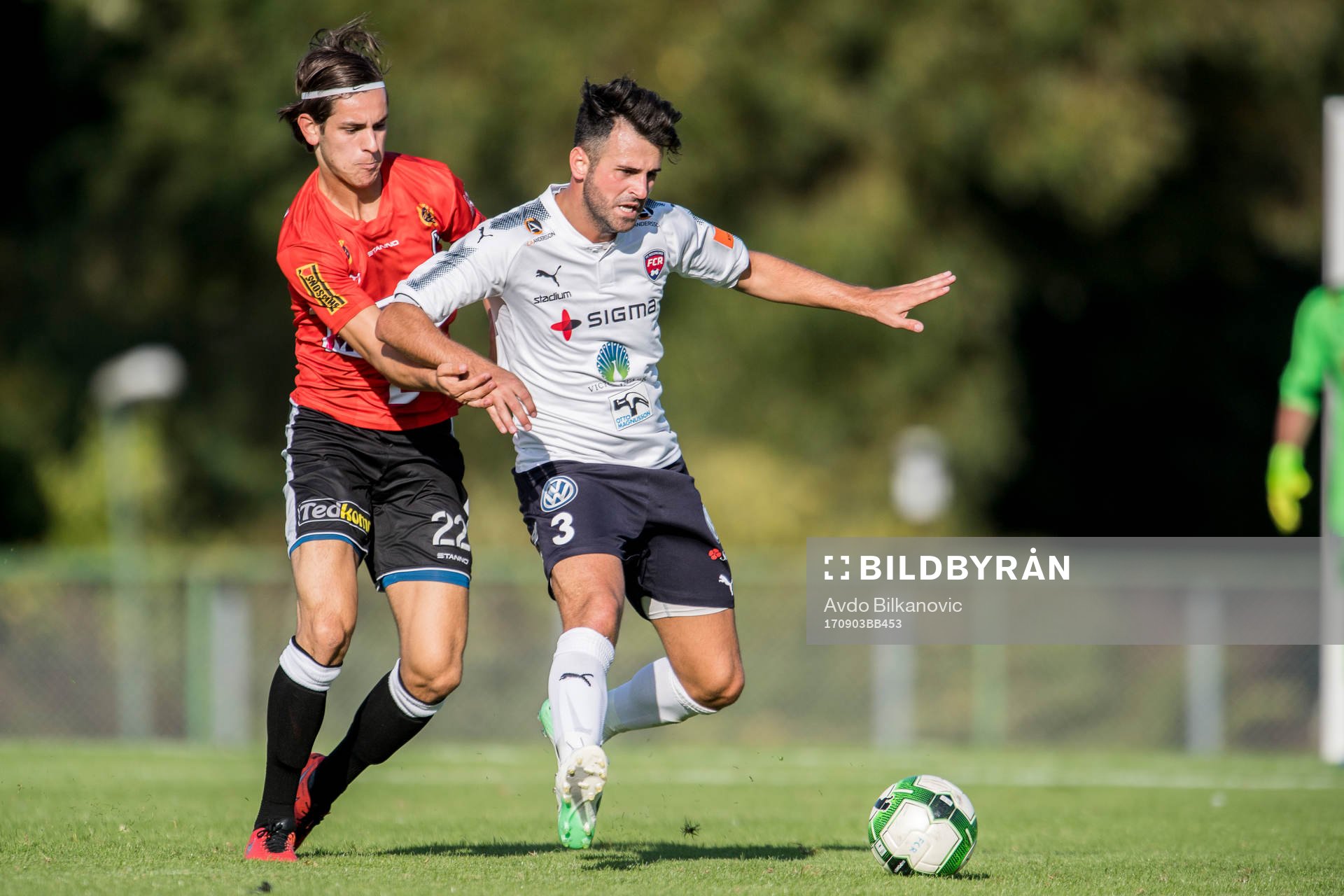 Rosengårds Adnan Gerzic och Landskronas Adi Nalic