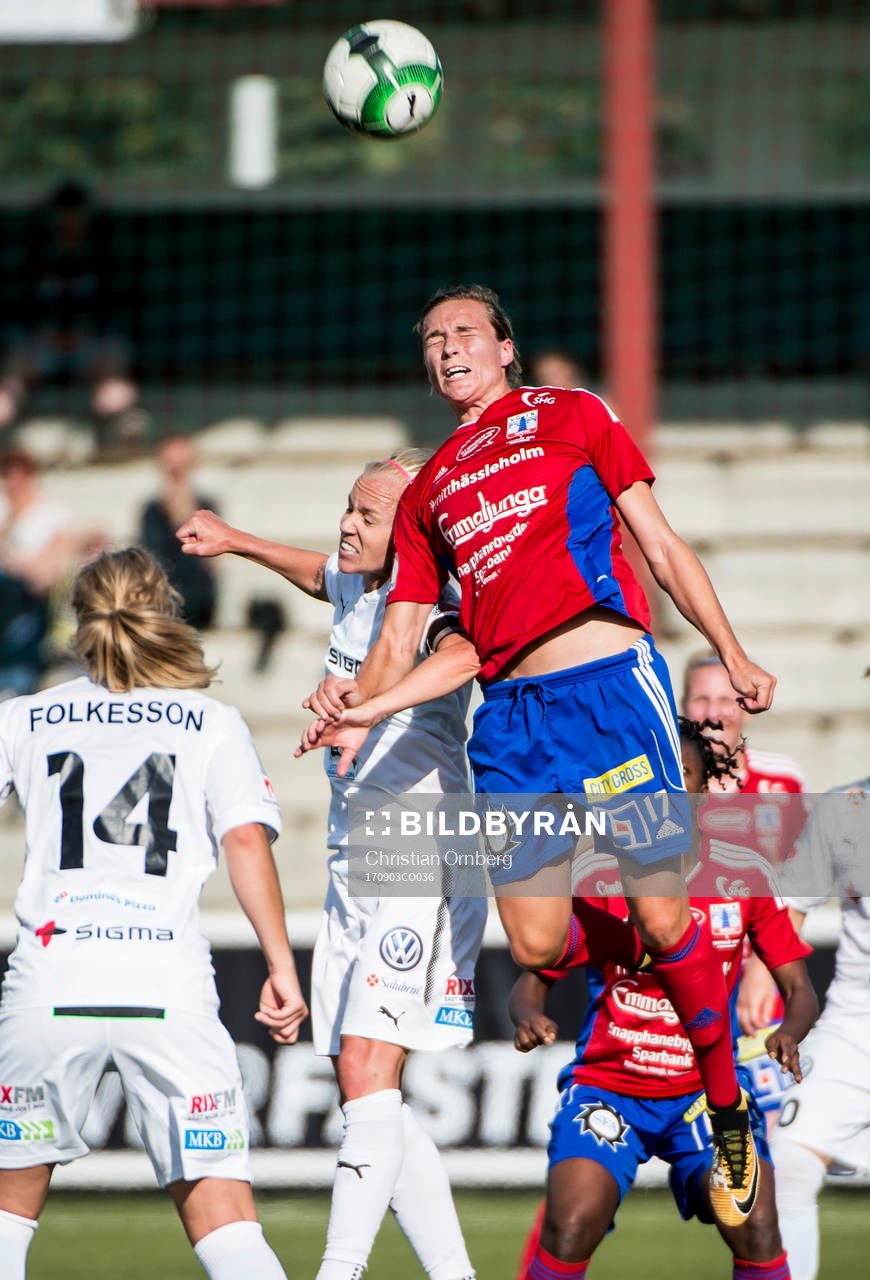 Rosengårds Caroline Seger mot Vittsjös Hanna Wilkinson