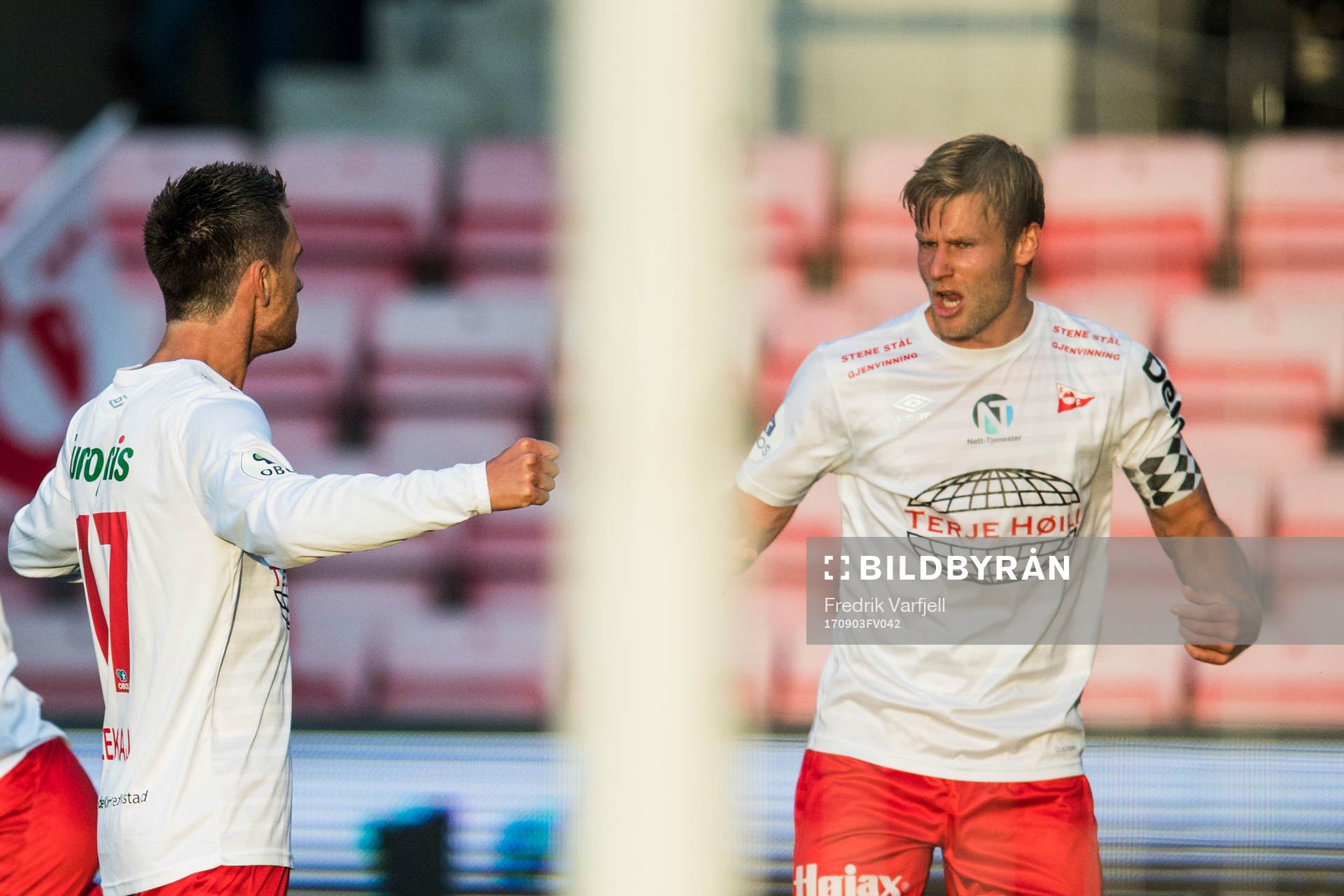 Ulrik Flo of Fredrikstad celebrates with his teammates after scoring 1-1 during the OBOS-ligaen match between Fredrikstad and Åsane on September 3, 2017 in Fredrikstad.