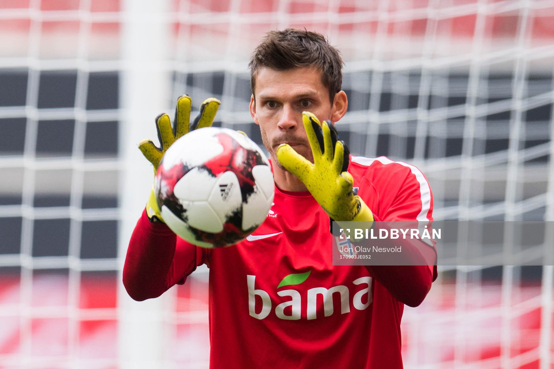Goalkeeper Rune Almenning Jarstein