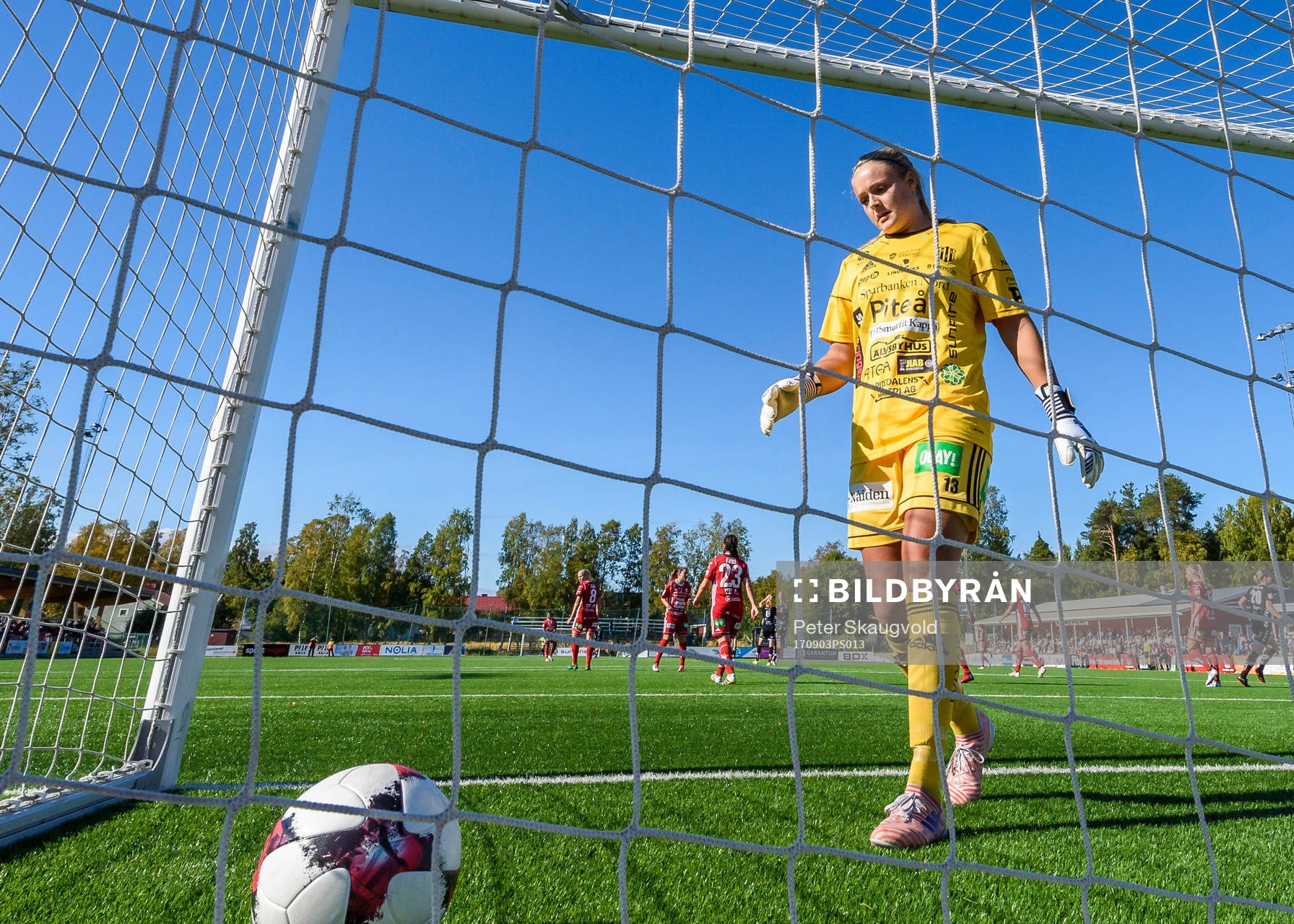 Piteås målvakt Hilda Carlén deppar
