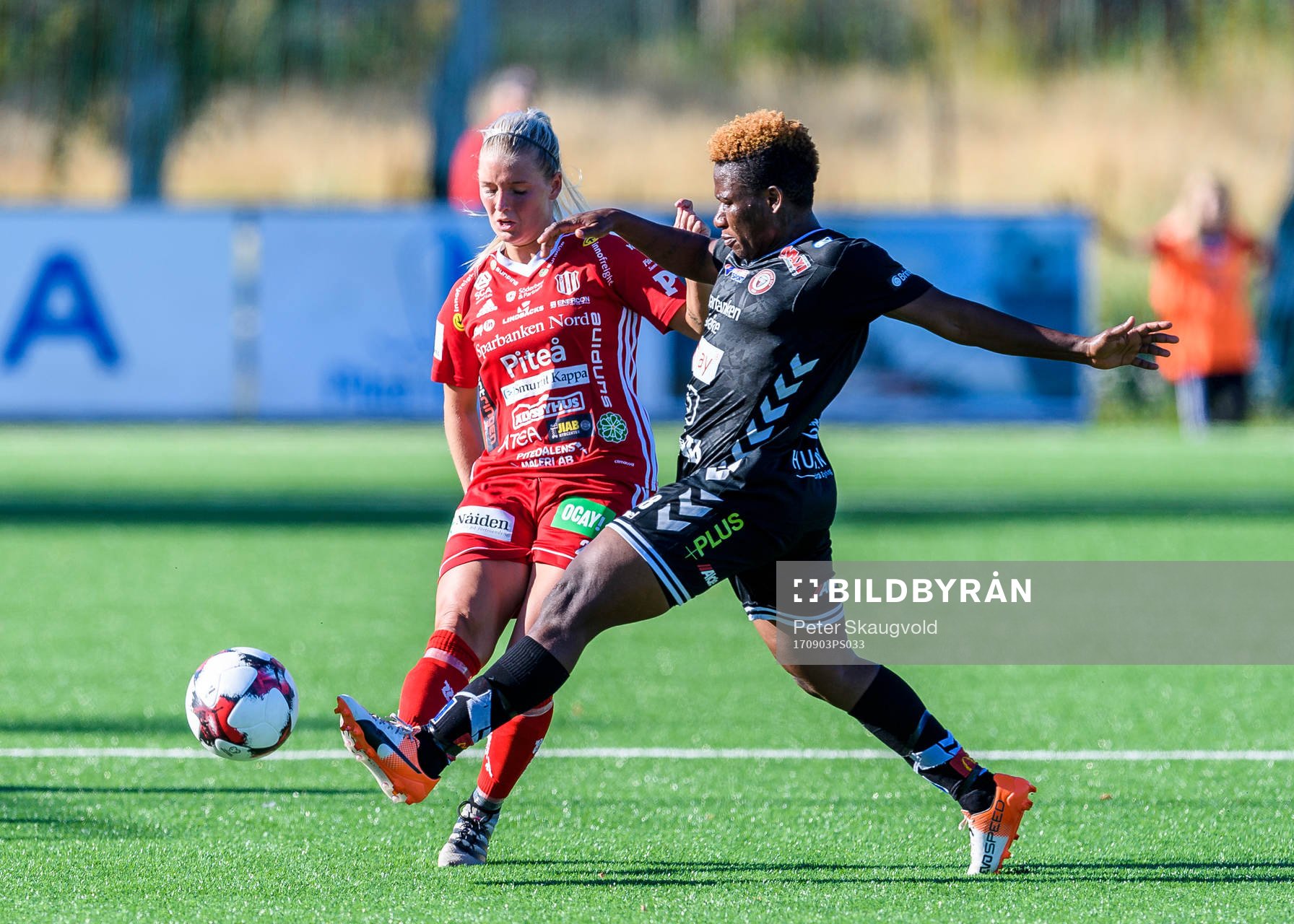 Piteås Ronja Aronsson och Kristianstads Rita Chikwelu