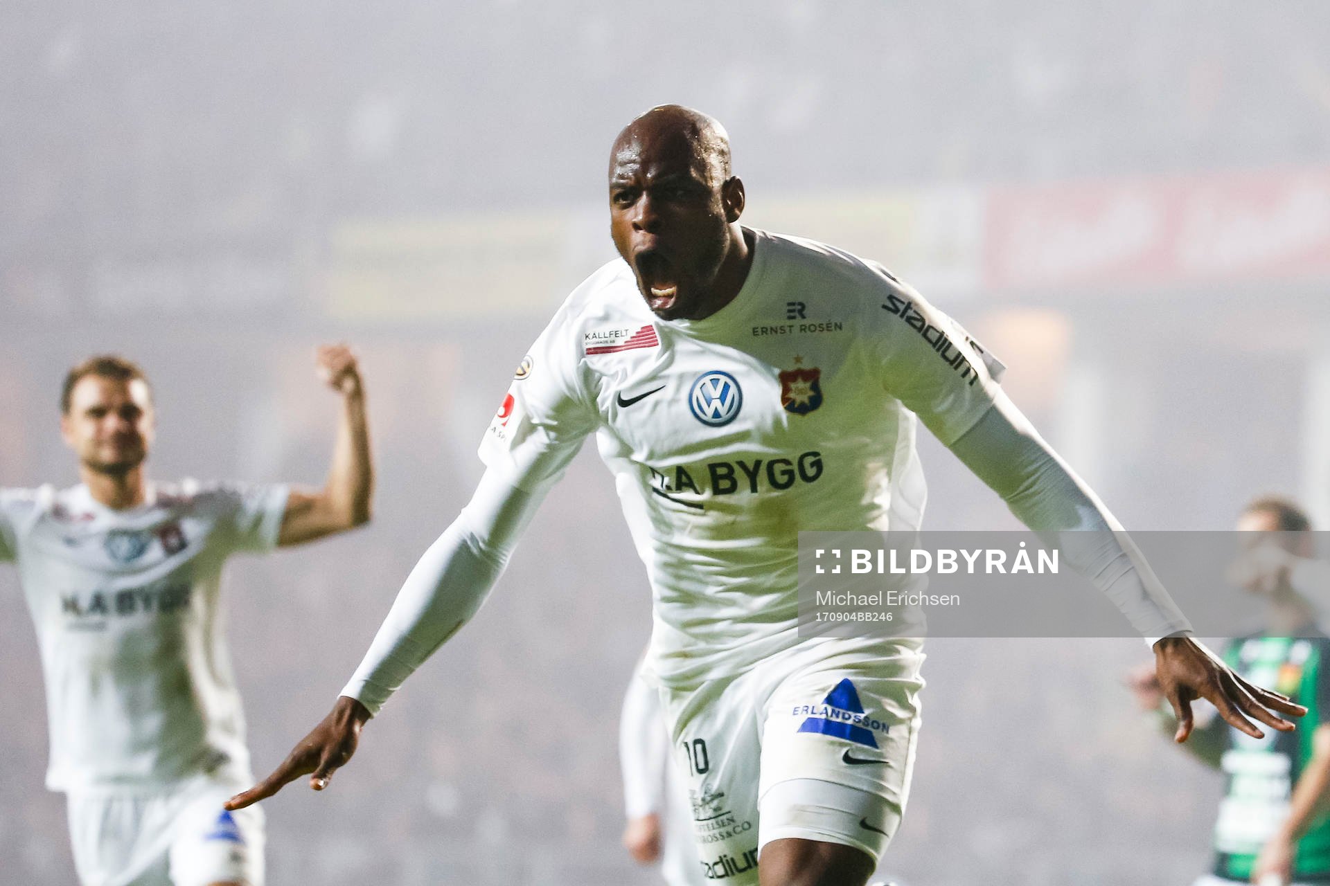 Örgrytes Hakeem Araba jublar