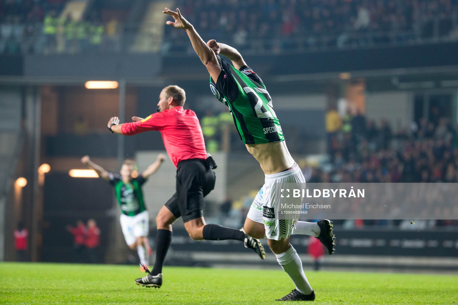 GAIS Alibek Aliev jublar efter att ha skjutit 2-1 som blir bortdömt av domare Jim Petersson under fotbollsmatchen i Superettan mellan GAIS och Örgryte den 4 september 2017 i Göteborg.