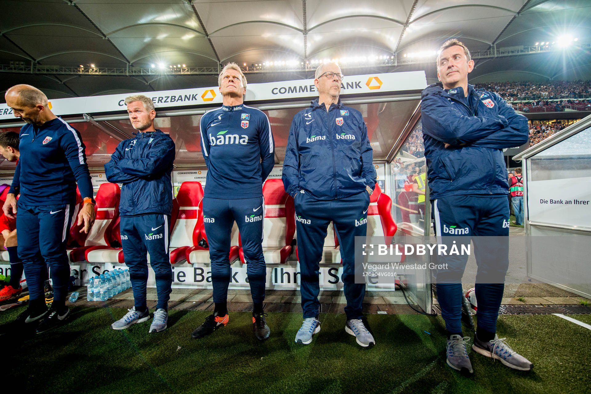 Frode Grodås, goalkeeper coach, Lars Lagerbäck, head