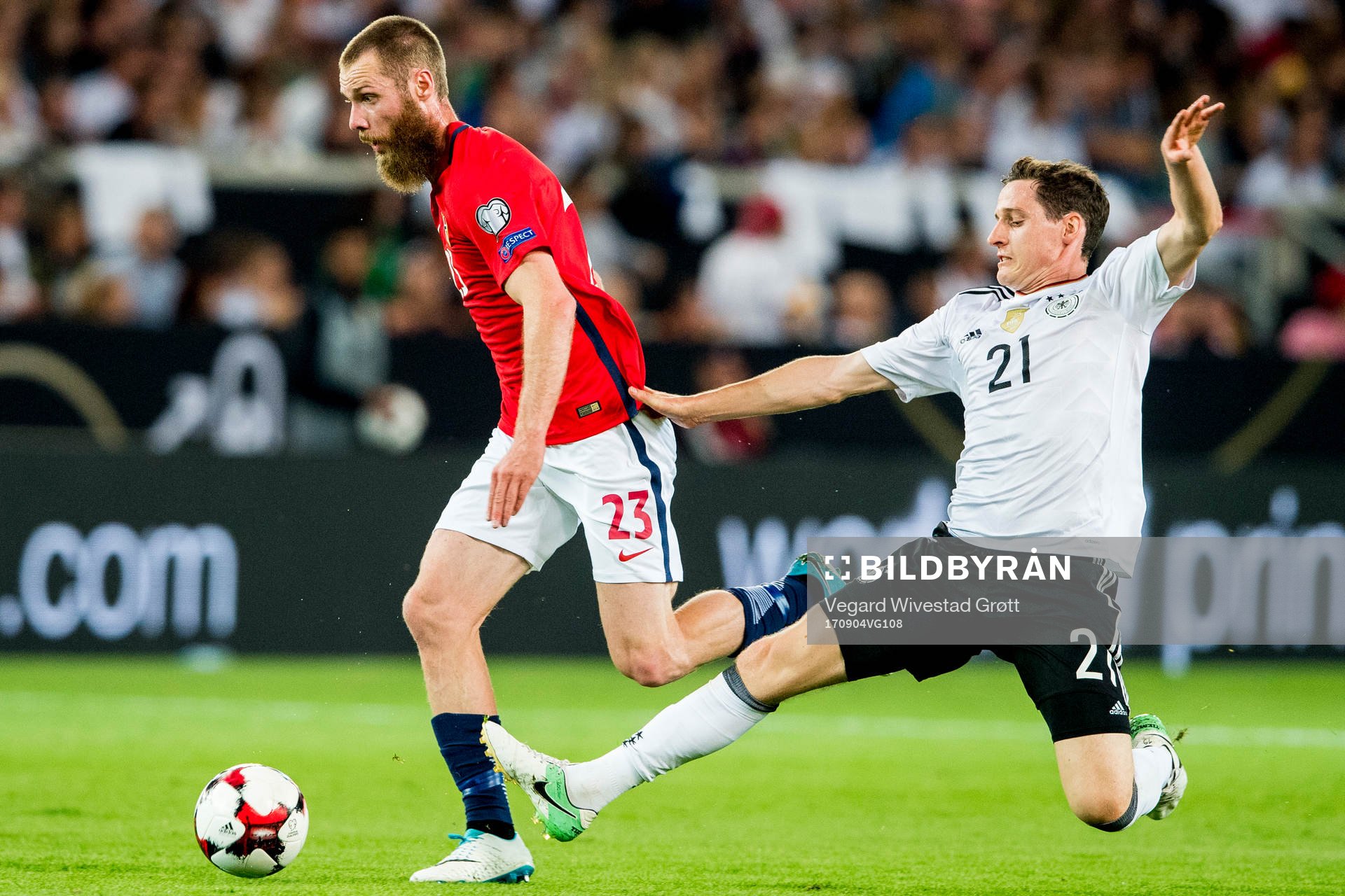 Jo Inge Berget of Norway and Sebastian Rudy of Germany