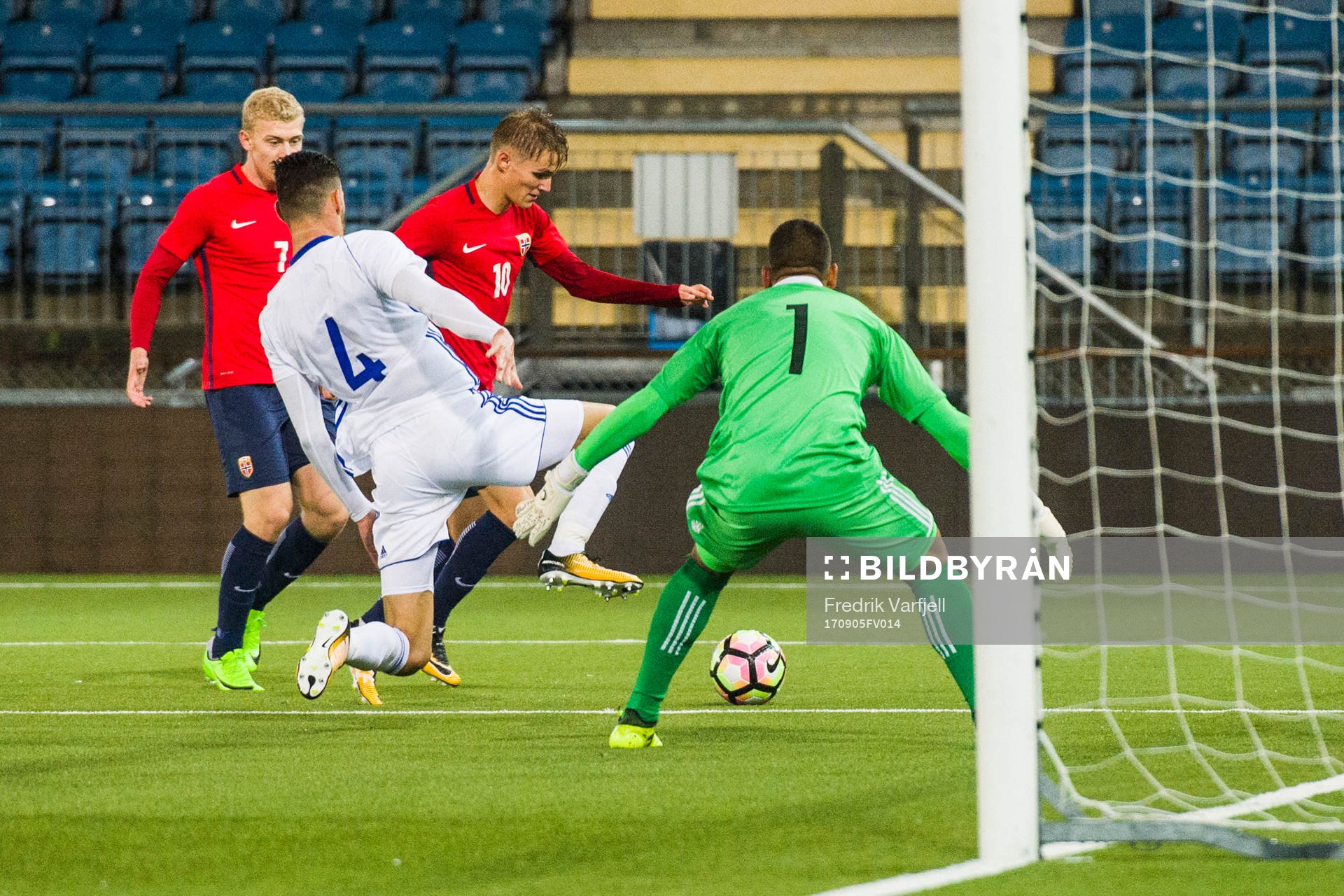Henrik Bjørdal of Norway, Nir Bardea of Israel, Martin