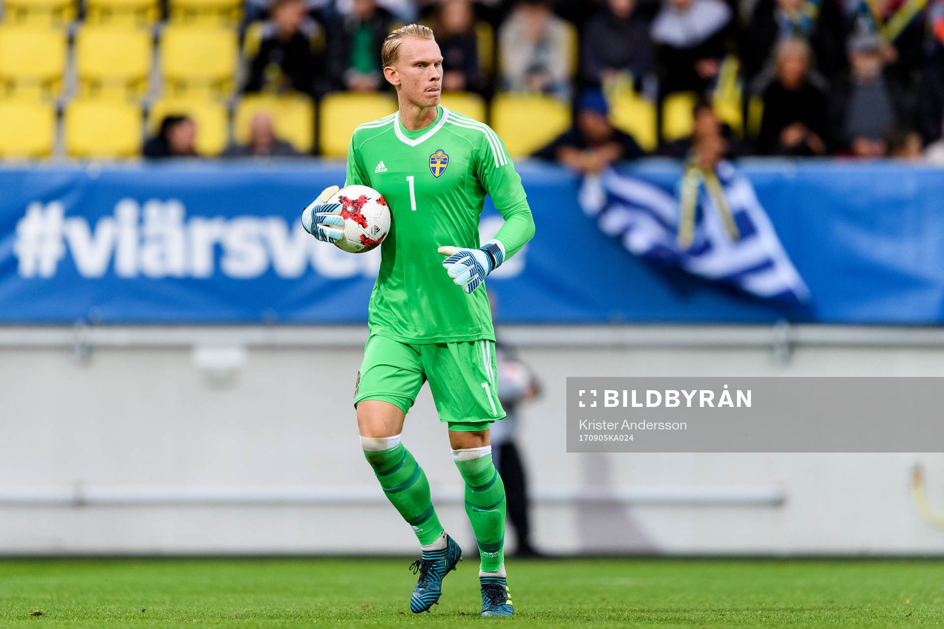 Sveriges målvakt Pontus Dahlberg