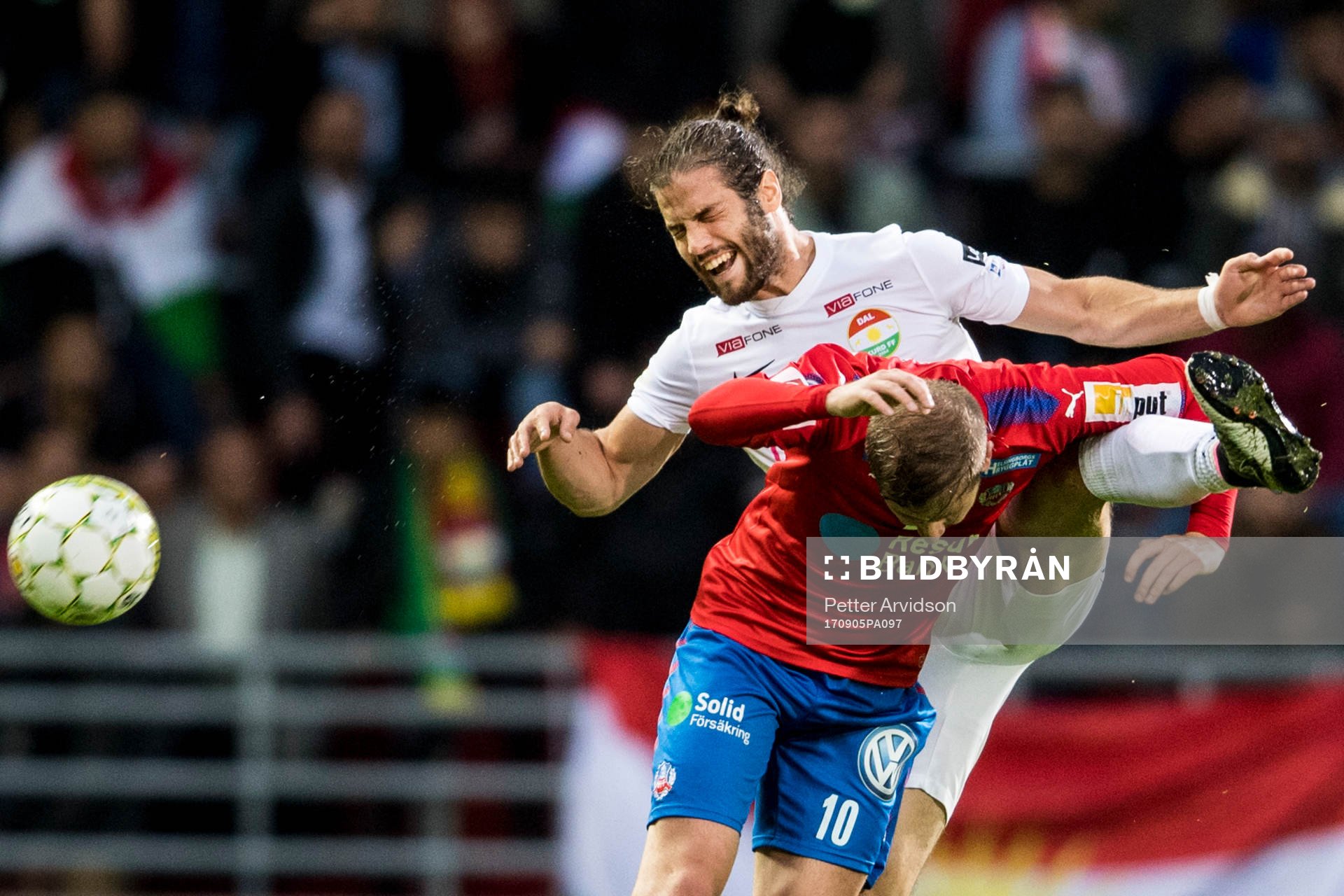 Dalkurds Alex De John och Helsingborgs Darijan Bojanic