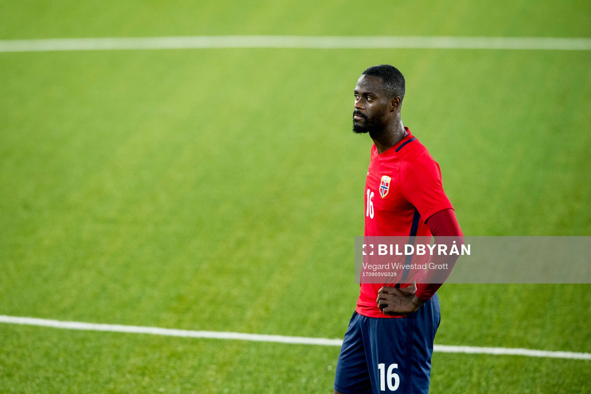 Vajebah Sakor of Norway looks dejected