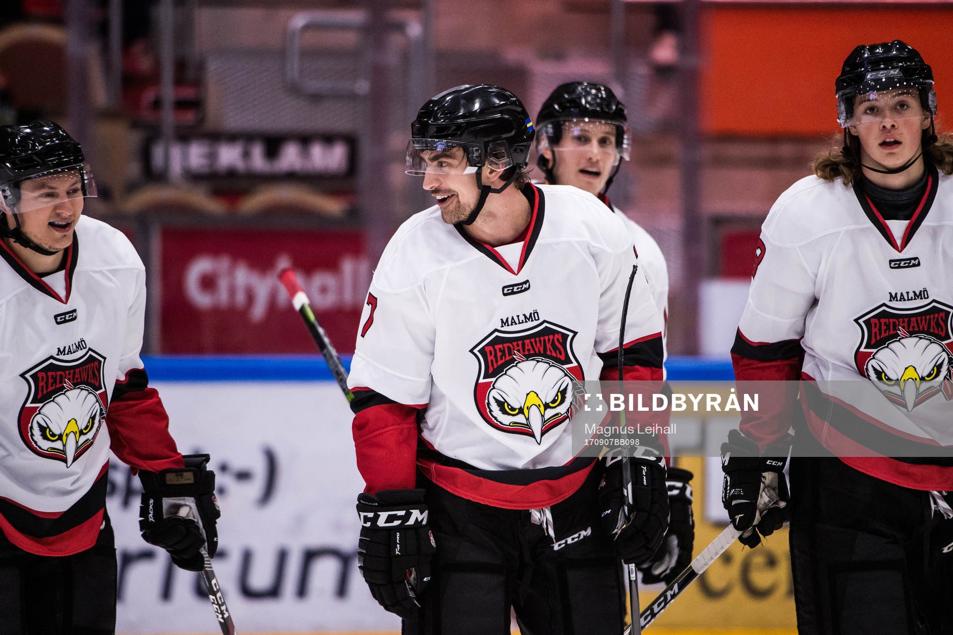 Malmö Redhawks Nils Andersson jublar