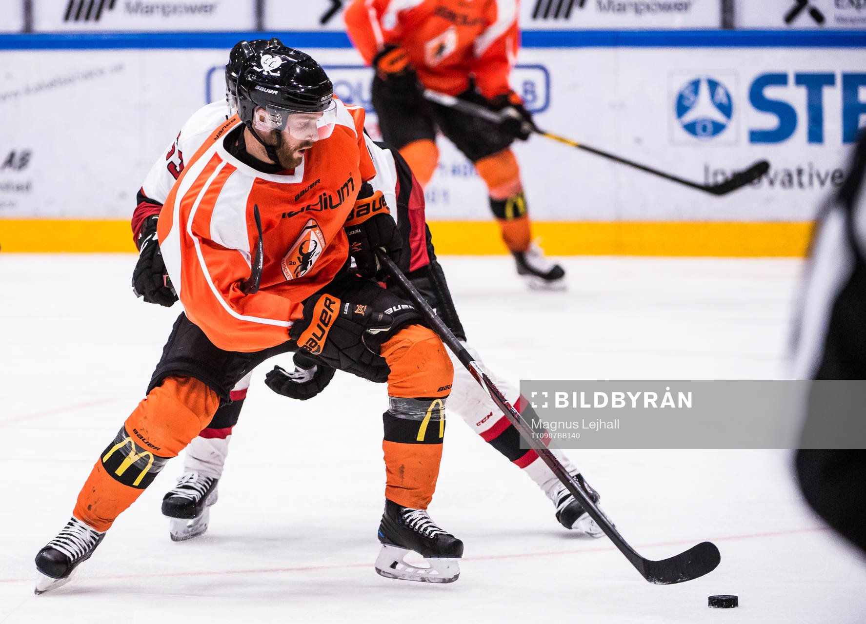 Karlskronas Mattias Guter och Malmö Redhawks Fredrik
