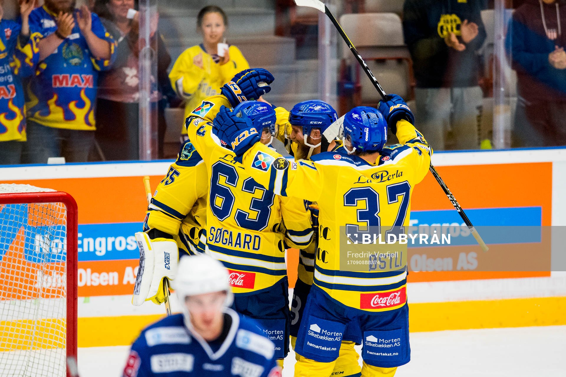 Goalkeeper Oskar Östlund, Mikkel Søgaard, Patrick