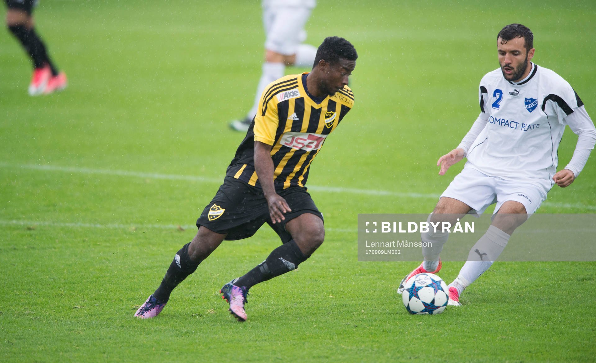 IFK Hässleholms Kojo Annor i matchen i division 2 mellan