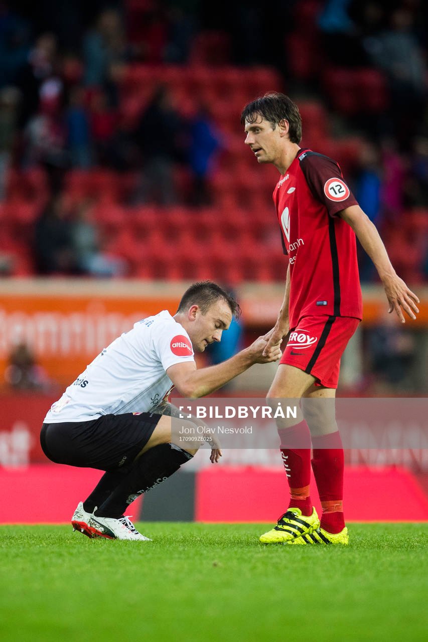 Victor Grodås of Sogndal and Jakob Orlov of Brann
