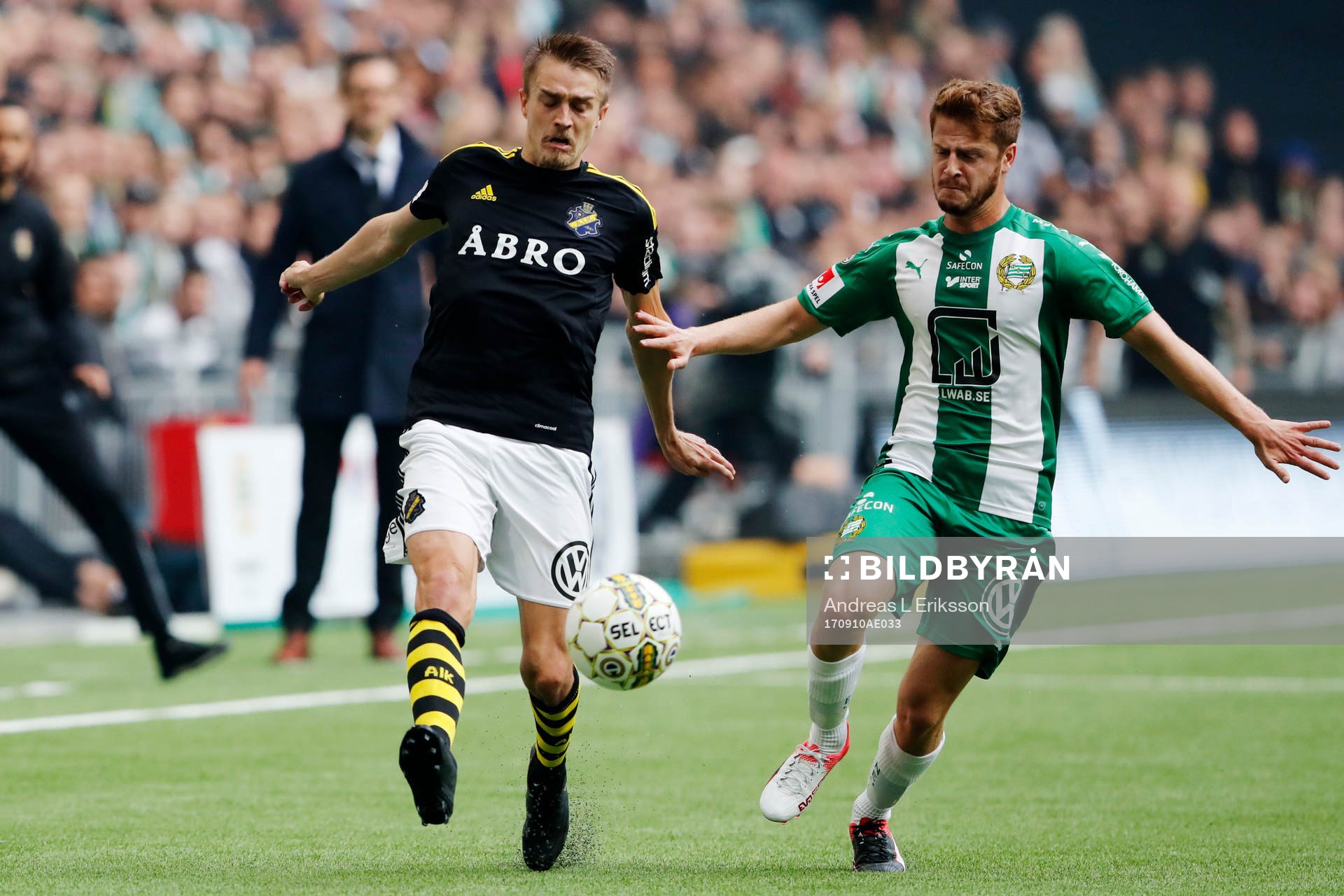 s Rasmus Lindkvist och Hammarbys Rebin Asaad