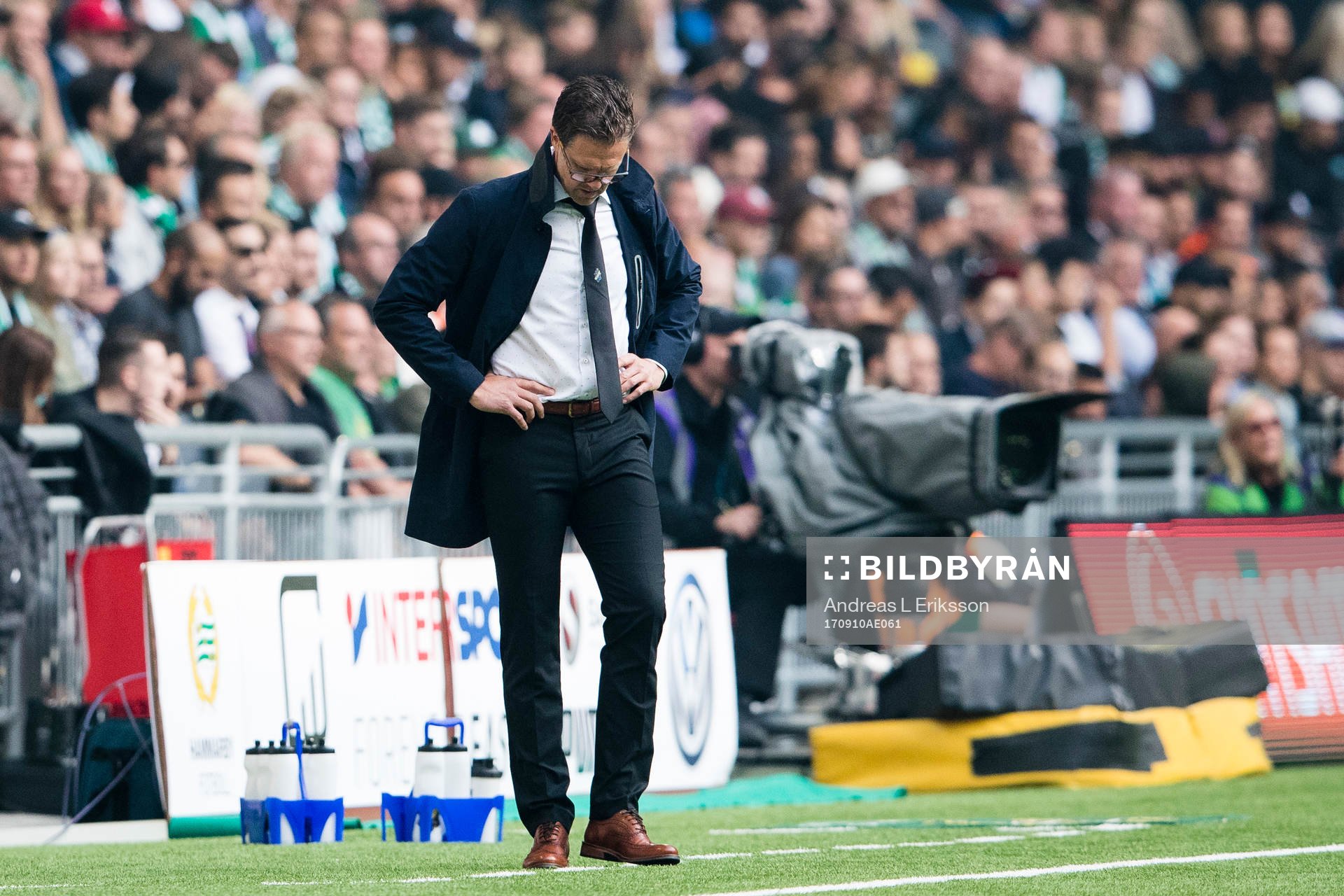 s tränare Rikard Norling deppar