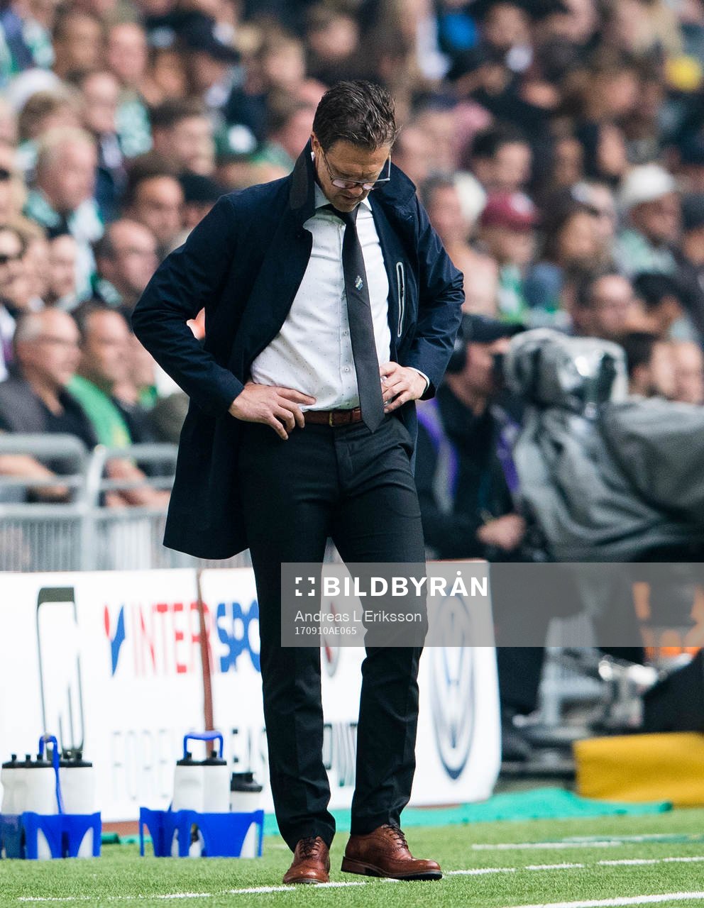s tränare Rikard Norling deppar