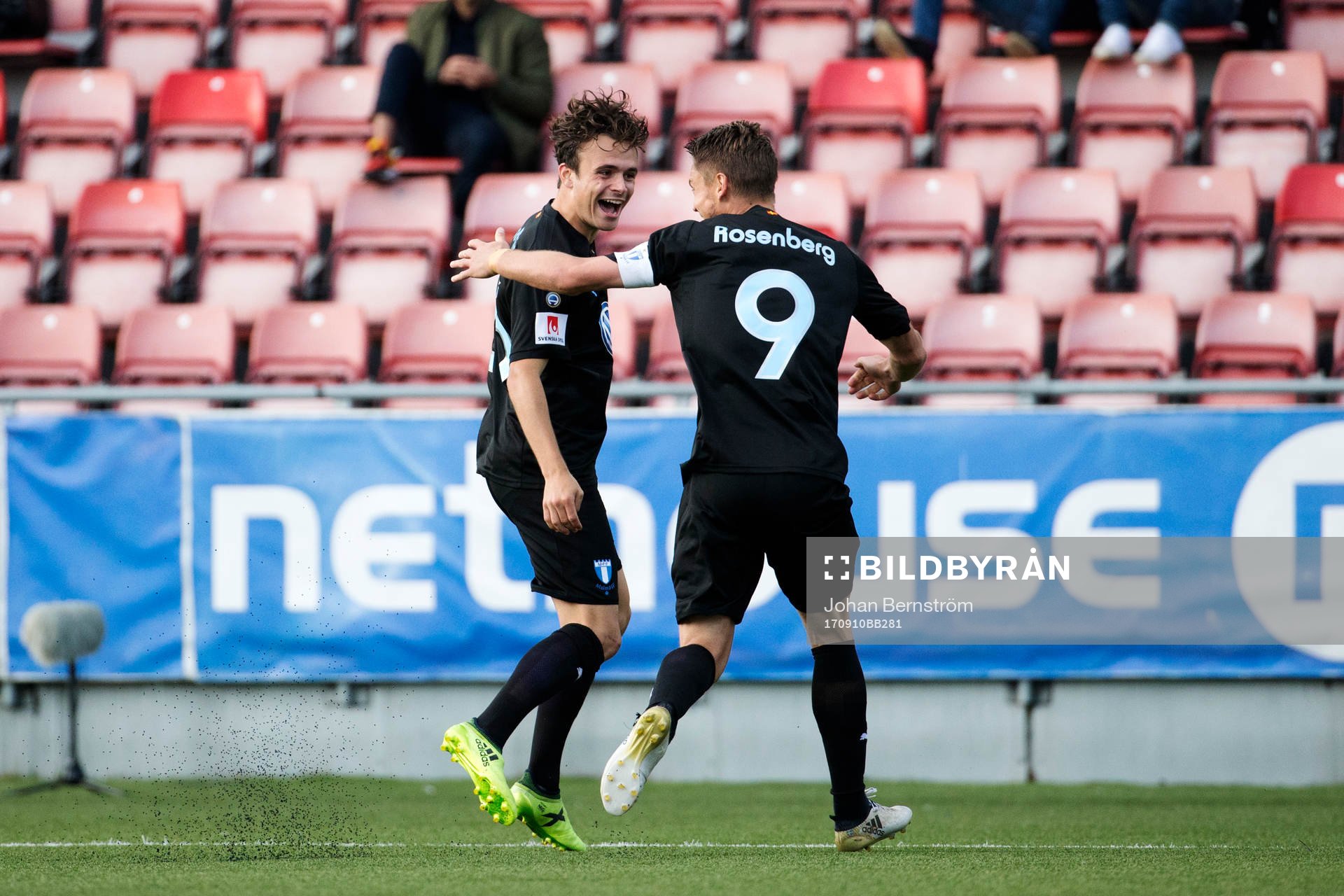 Malmö FFs Andreas Vindheim gjorde 0-1-målet och jublar