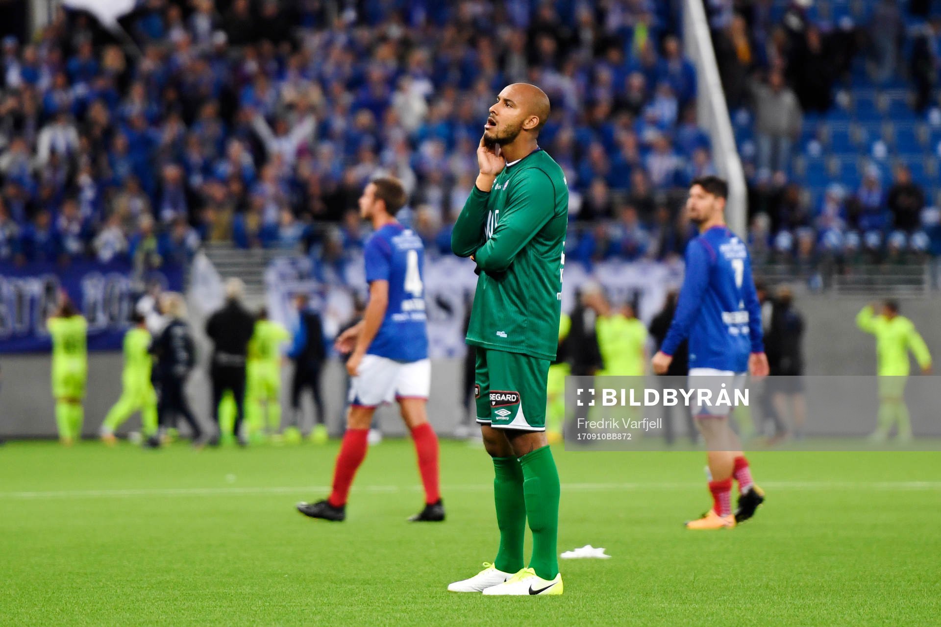 Goalkeeper Adam Larsen Kwarasey, of Vålerenga, looks