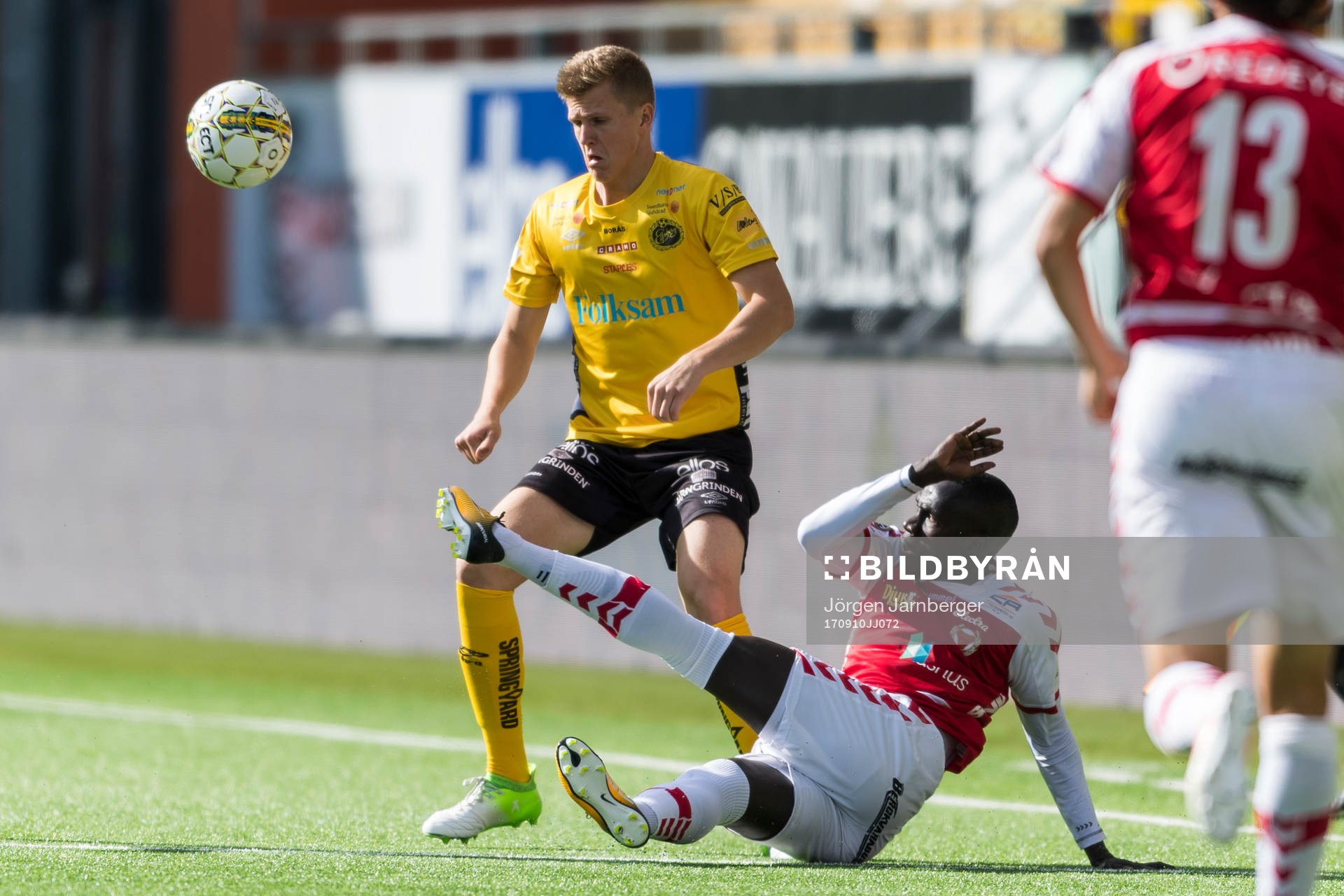 Kalmars Papa Alioune Diouf och Elfsborgs Joakim Nilsson