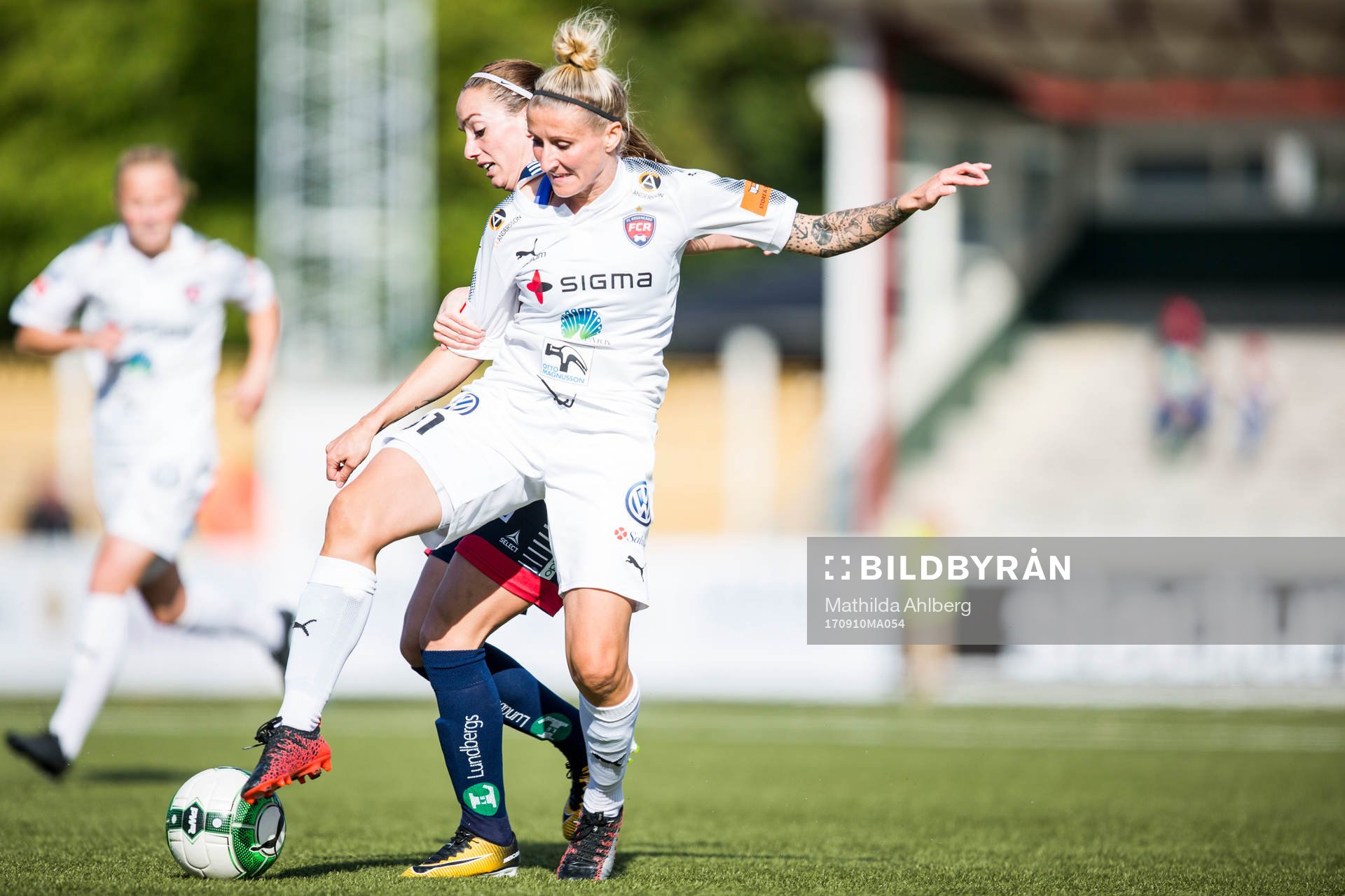 Rosengårds Anja Mittag och Linköpings Kosovare Asllani