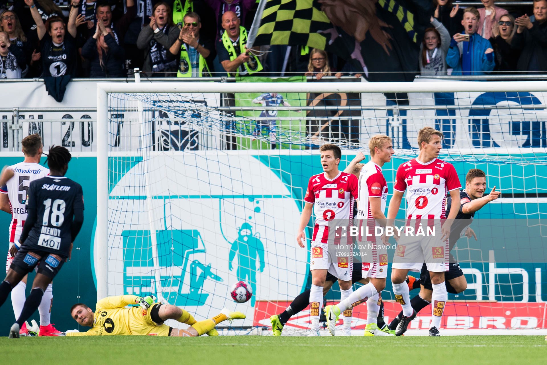 Benjamin Stokke of Kristiansund, celebrates
