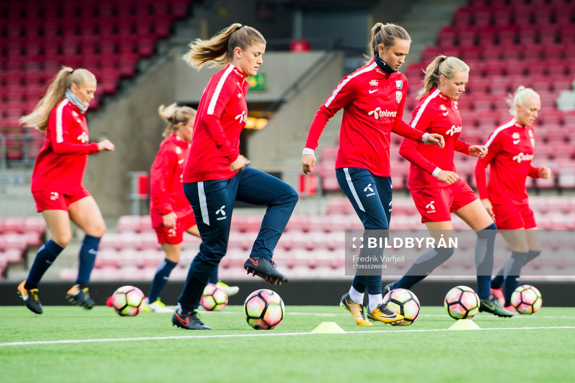 Maren Nævdal Mjelde and Caroline Graham Hansen