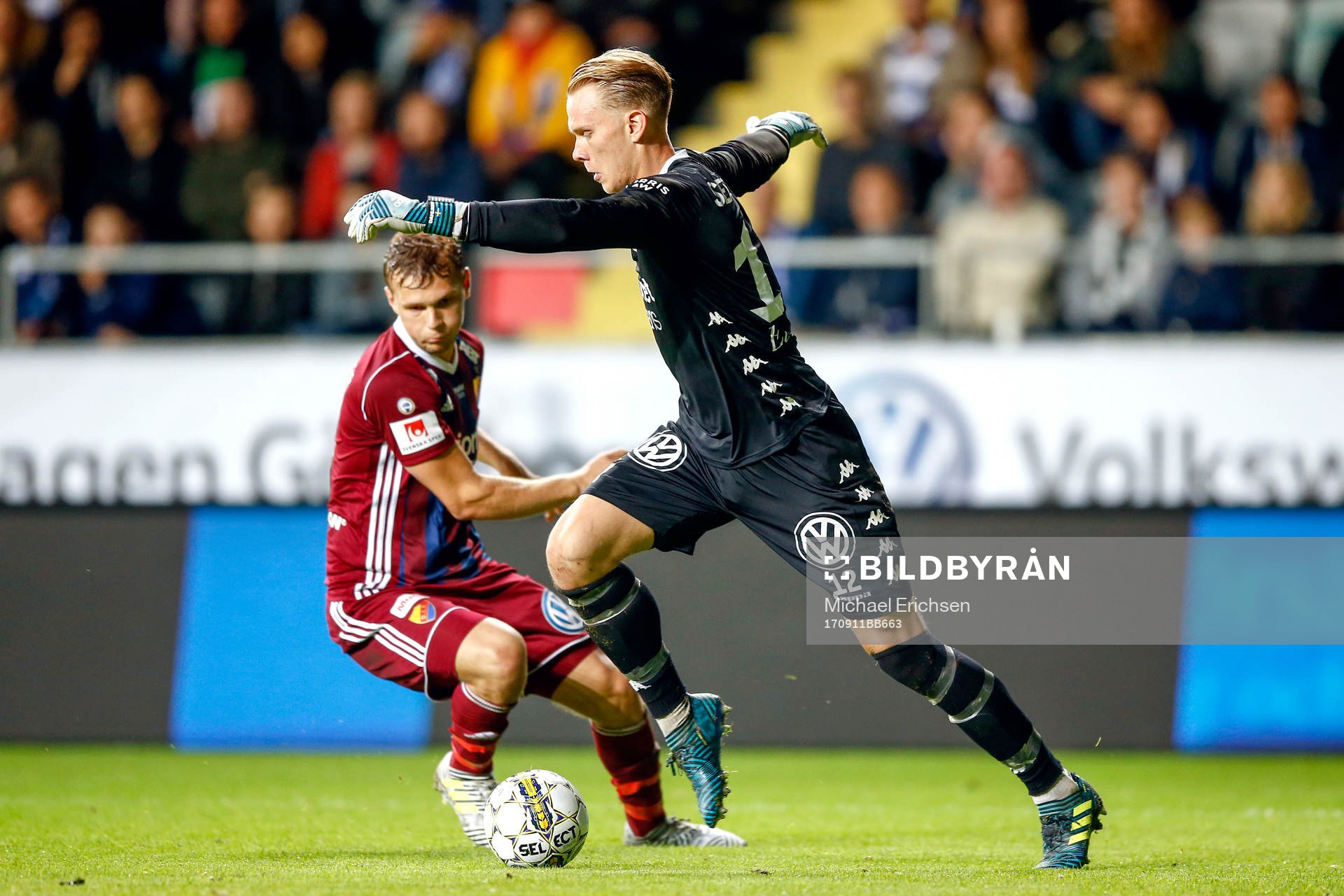 Djurgårdens Jesper Karlström och IFK Göteborgs målvakt