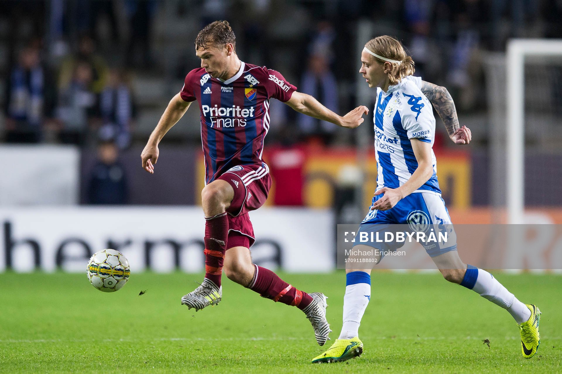 Djurgårdens Jesper Karlström före IFK Göteborgs Elias