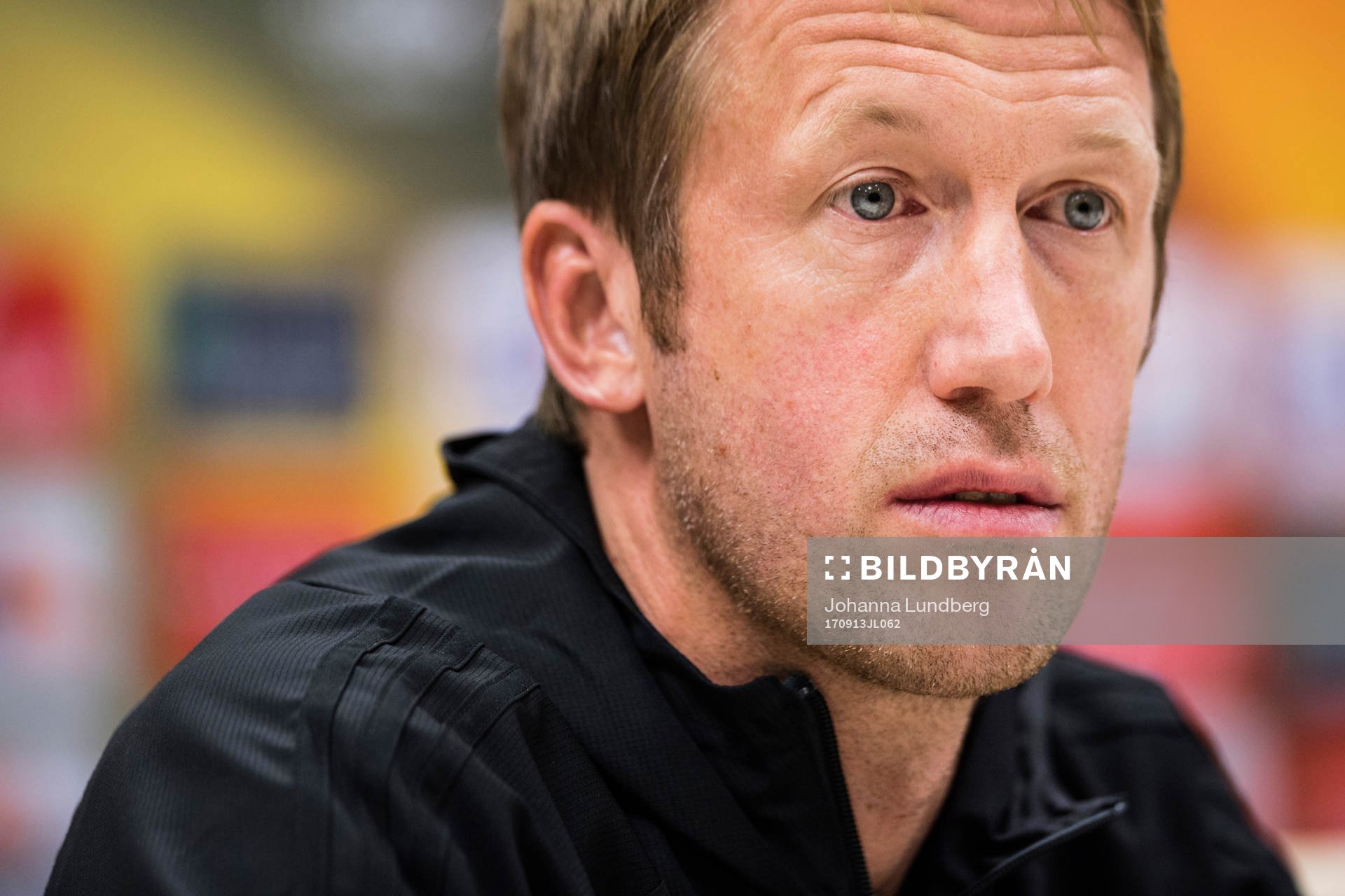 Östersunds tränare Graham Potter deltar i en