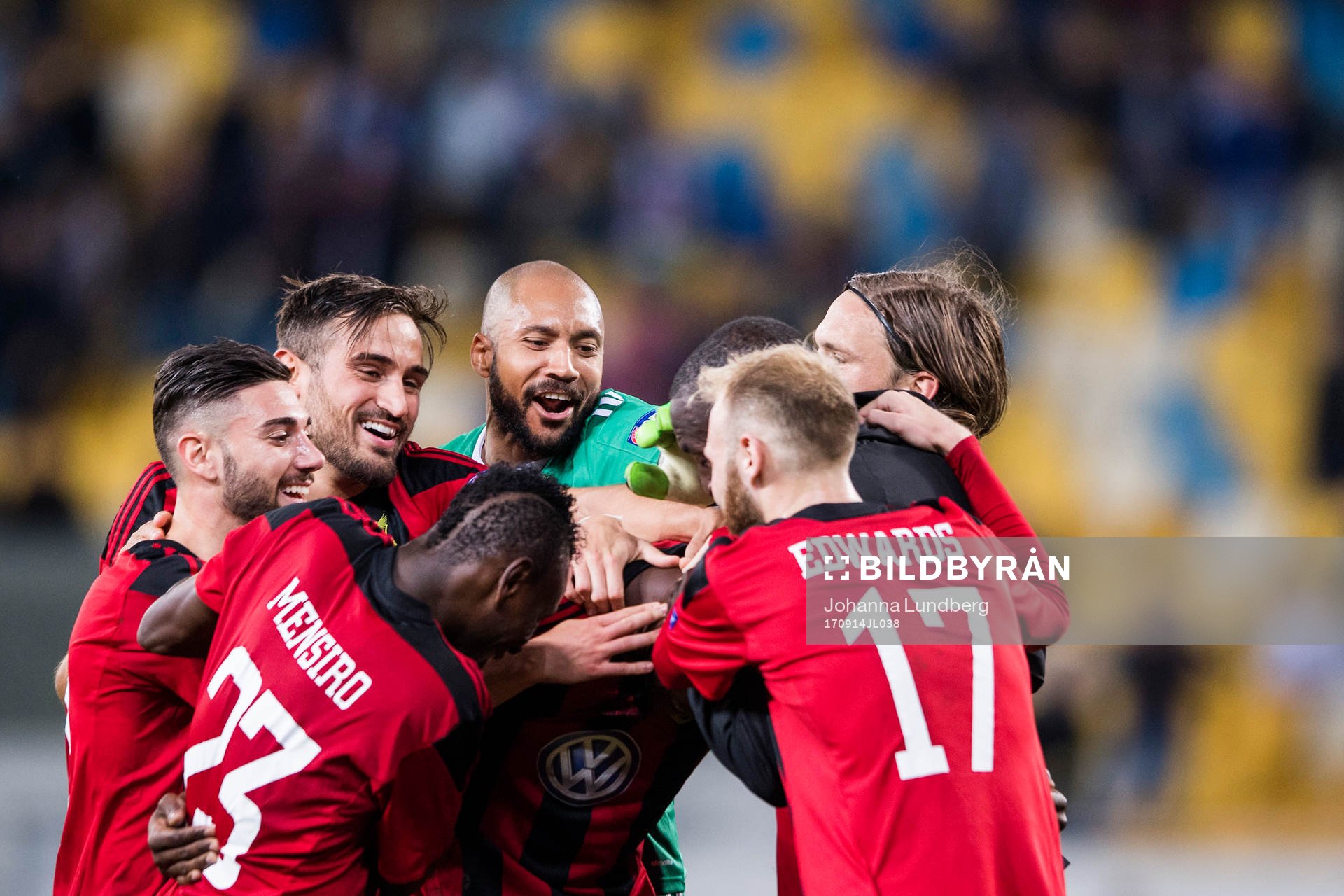 Östersunds spelare jublar