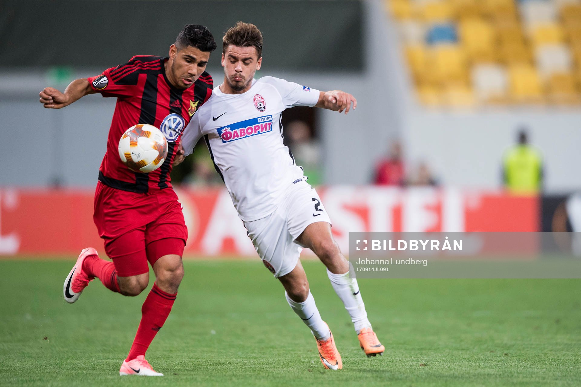 Östersunds Hosam Aiesh och Zoryas Artem Sukhotskiy