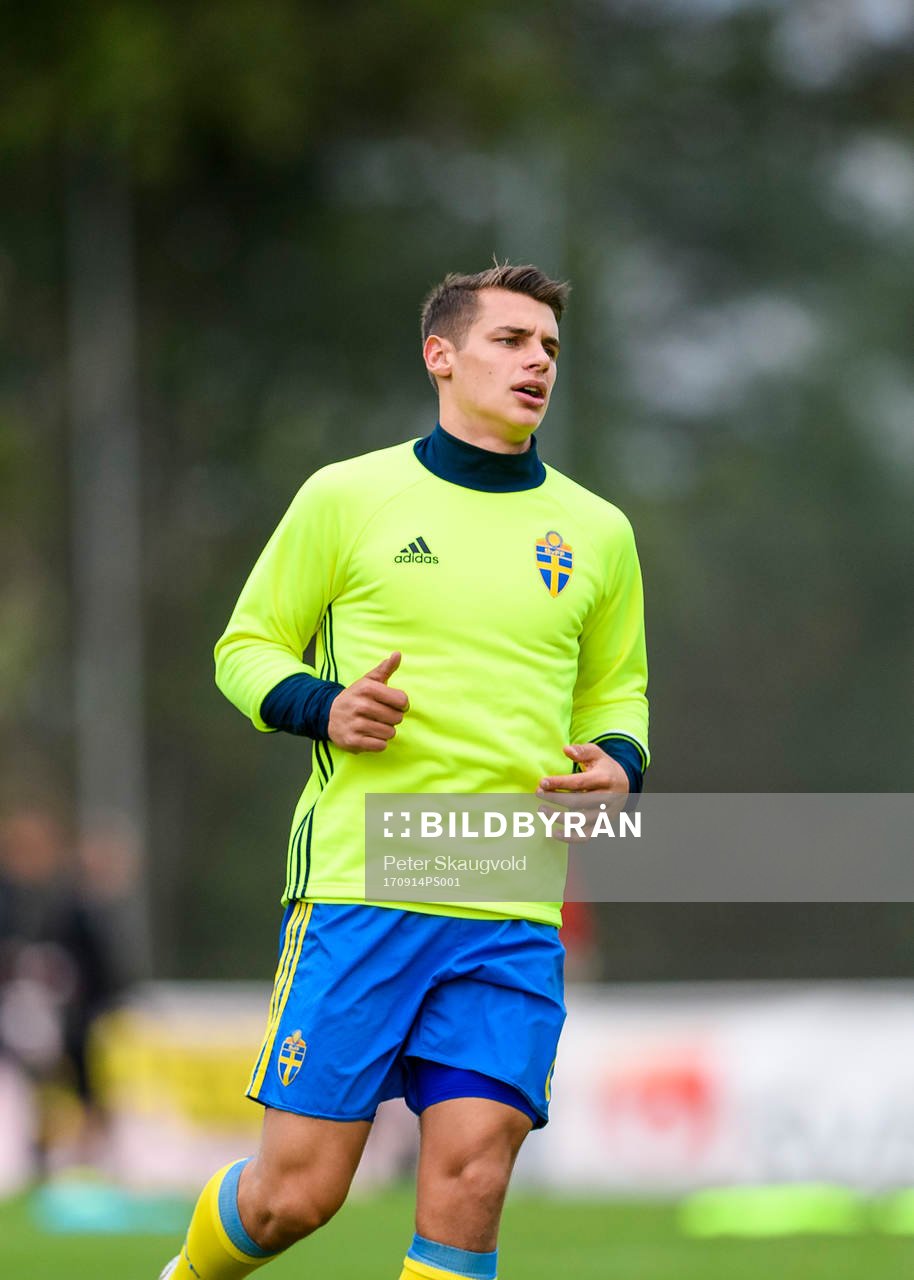 Sveriges Kevin Ackermann värmer upp
