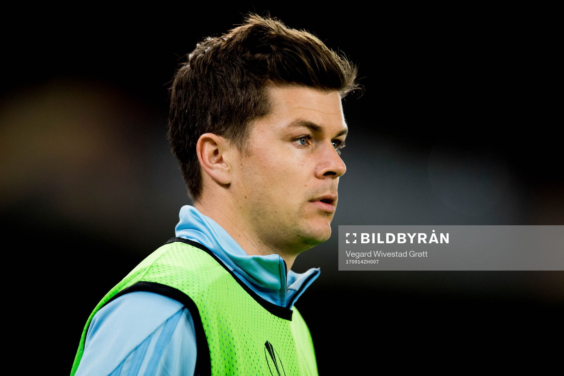 Pål André Helland of Rosenborg warms up