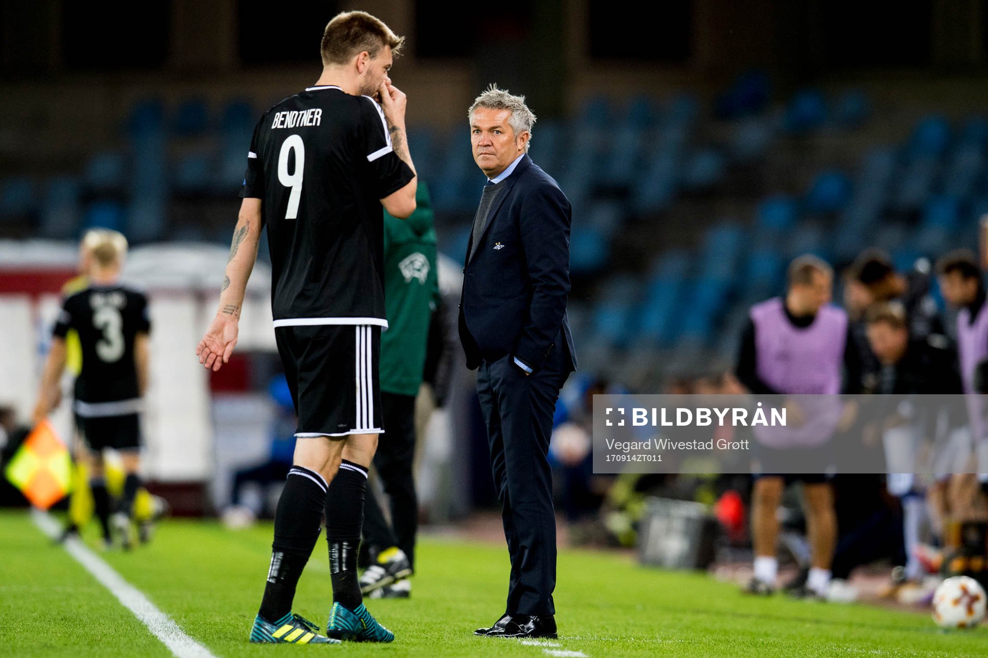 Nicklas Bendtner and Kåre Ingebrigtsen, head coach of