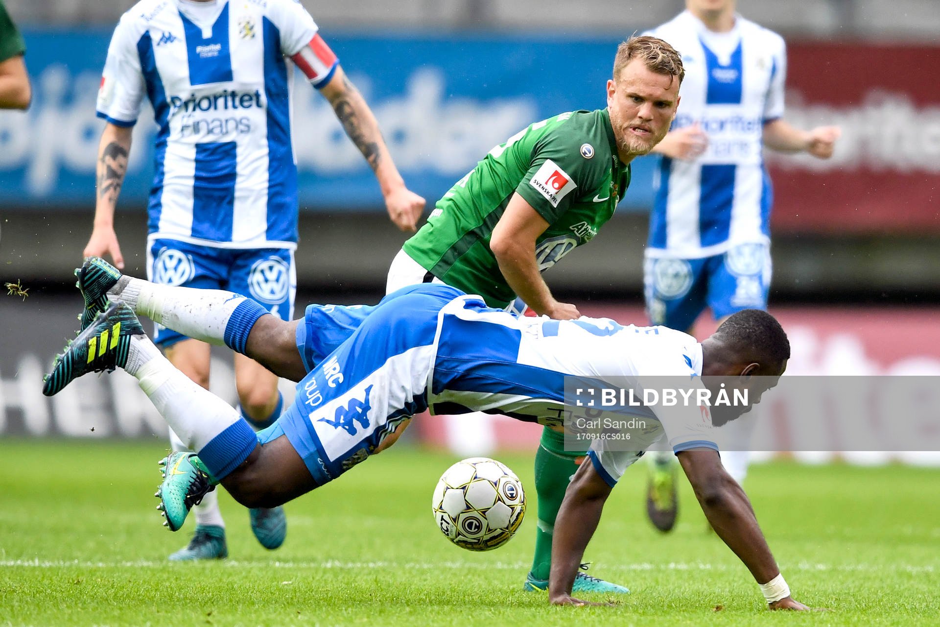 Jönköpings Stian Aasmundsen och IFK Göteborgs Vajebah