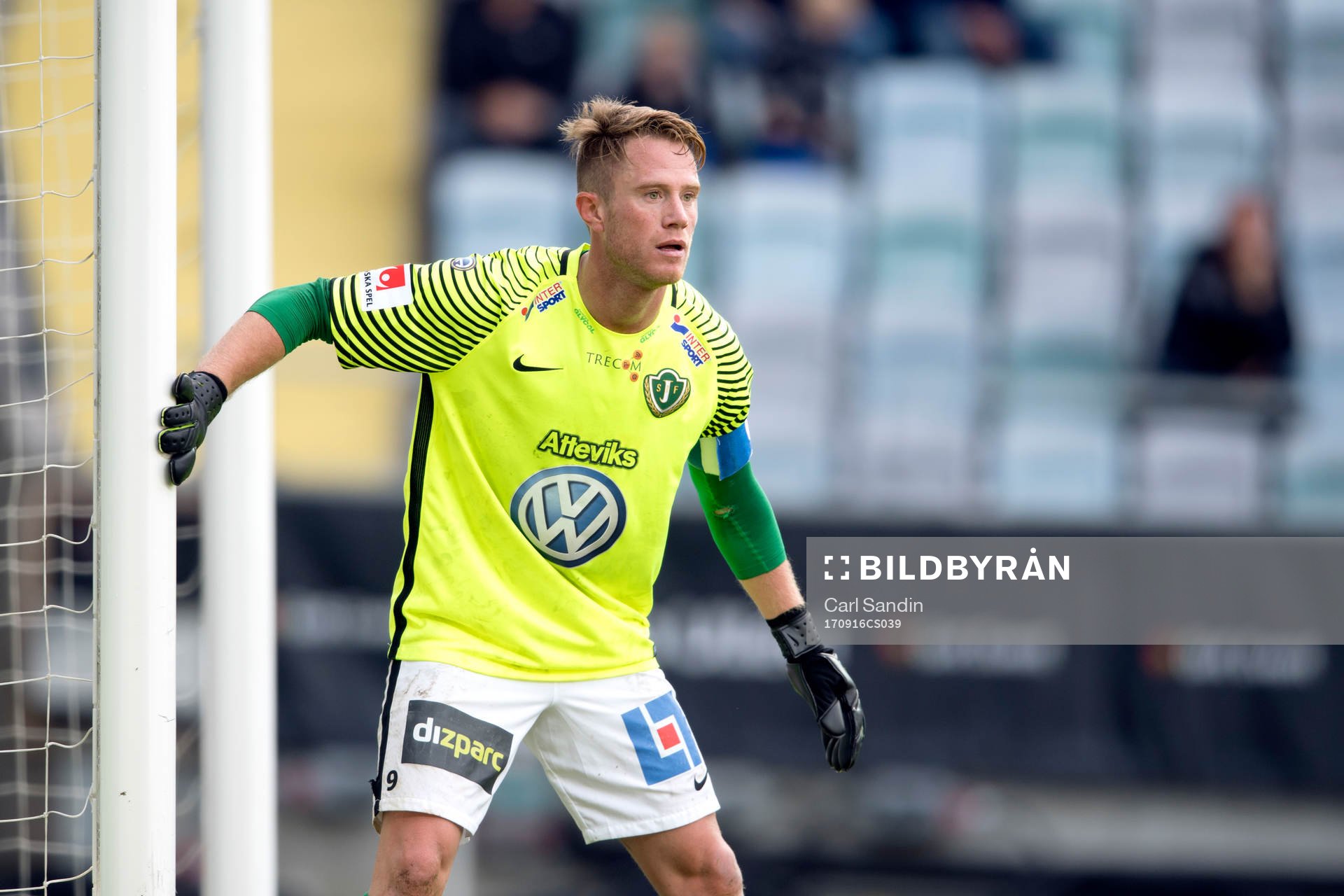 Jönköpings Tommy Thelin i målvaktströja