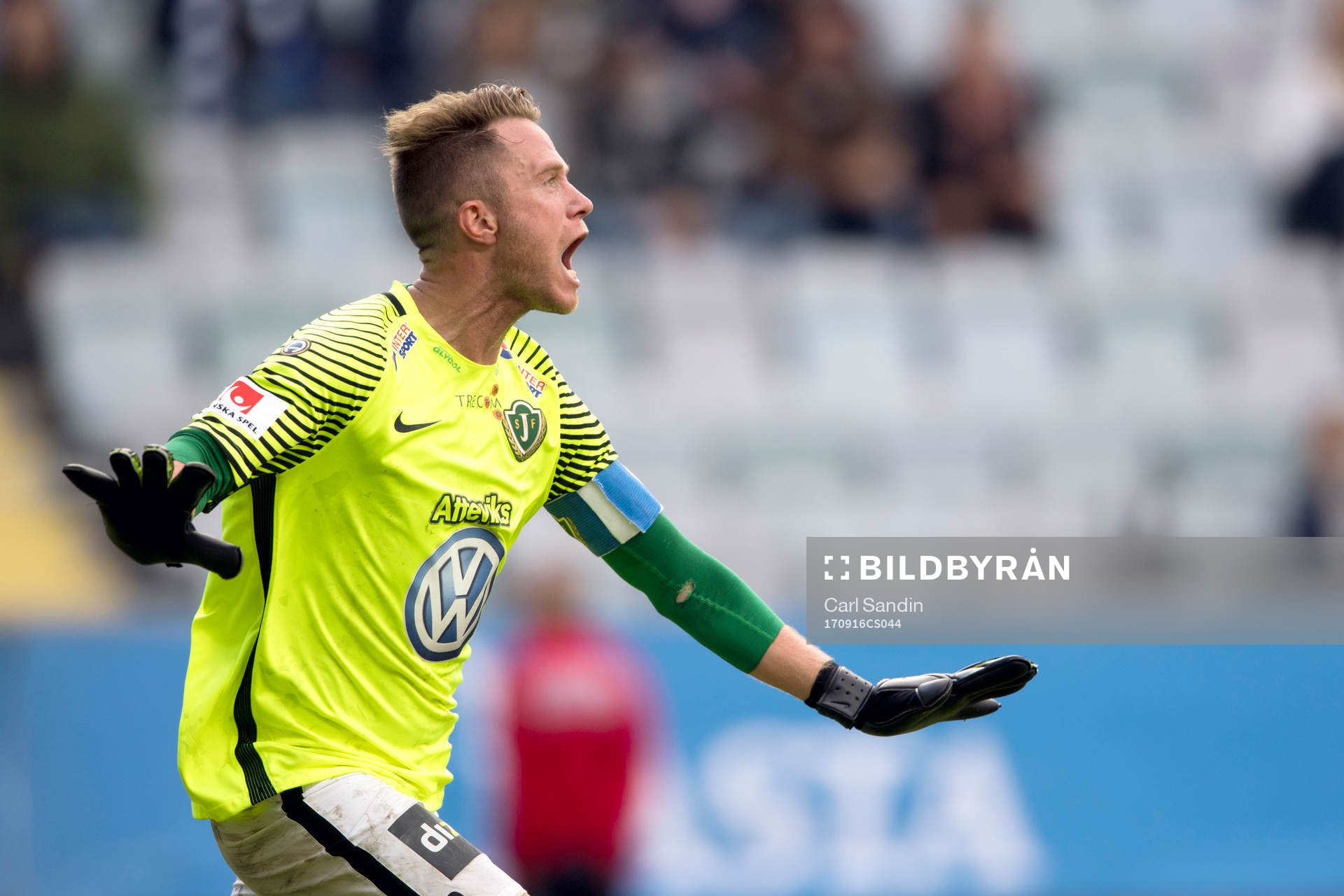 Jönköpings Tommy Thelin i målvaktströja
