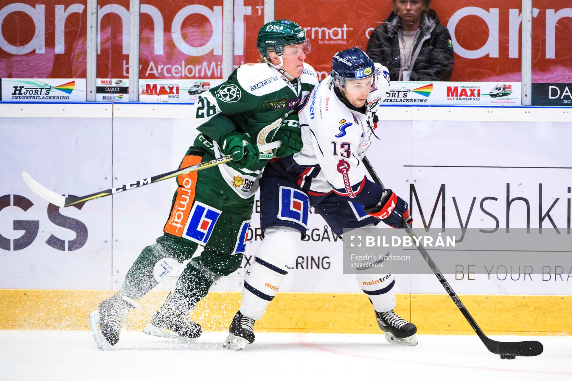 Färjestads Fabian Zetterlund och Linköpings Andrew Gordon