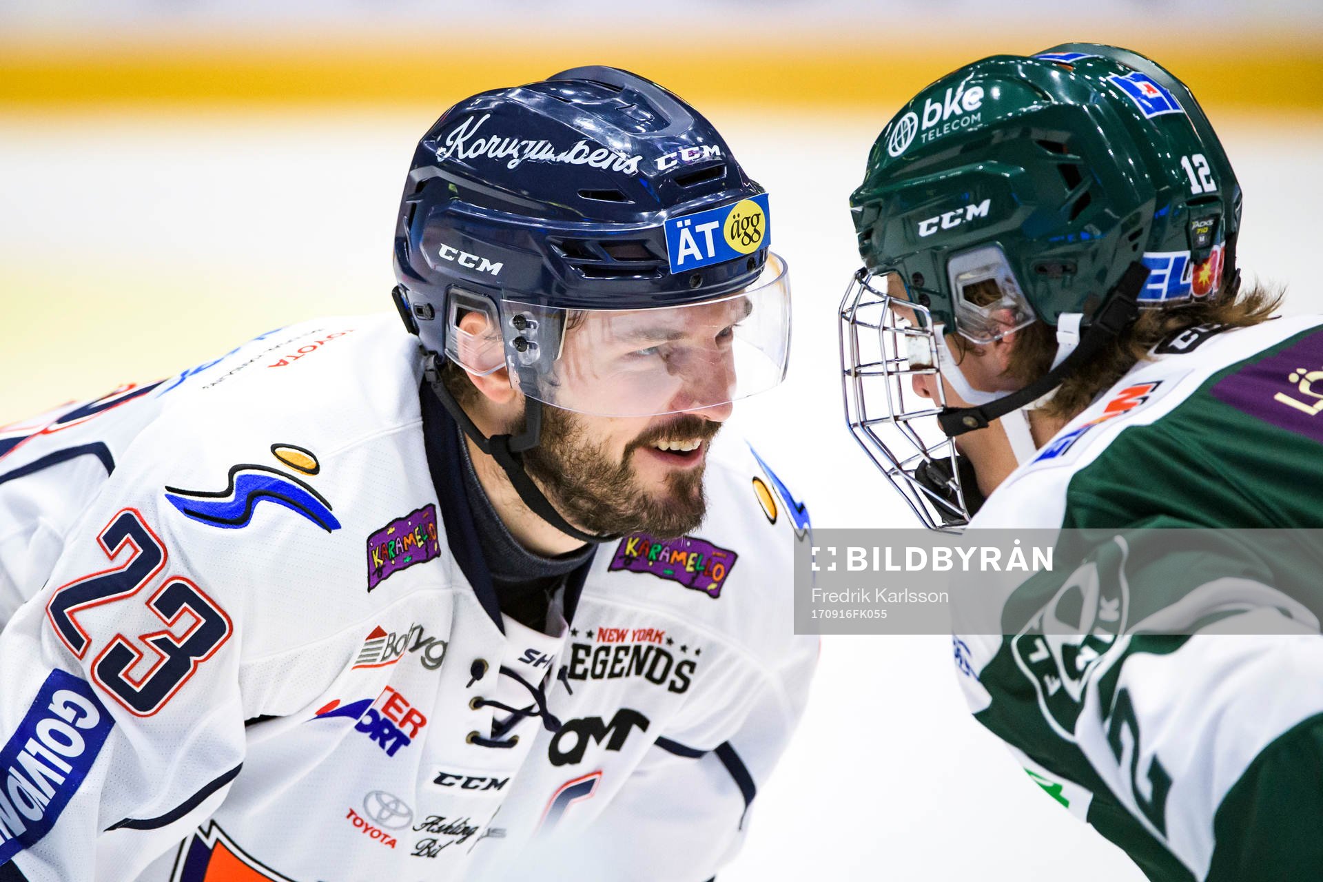 Linköpings Niklas Persson och Färjestads Oskar Bäck
