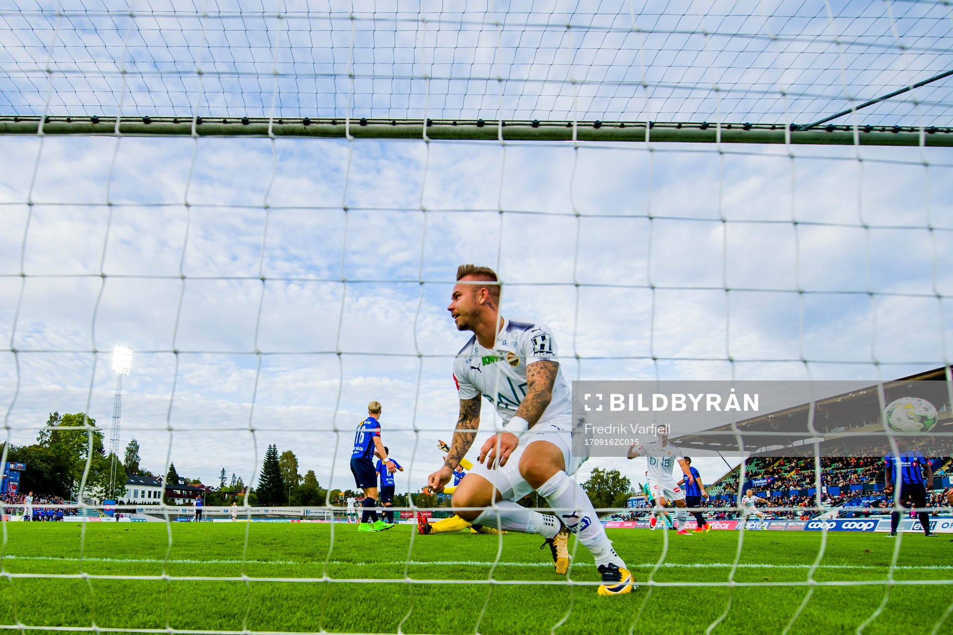 Marcus Pedersen of Strømsgodset celebrates