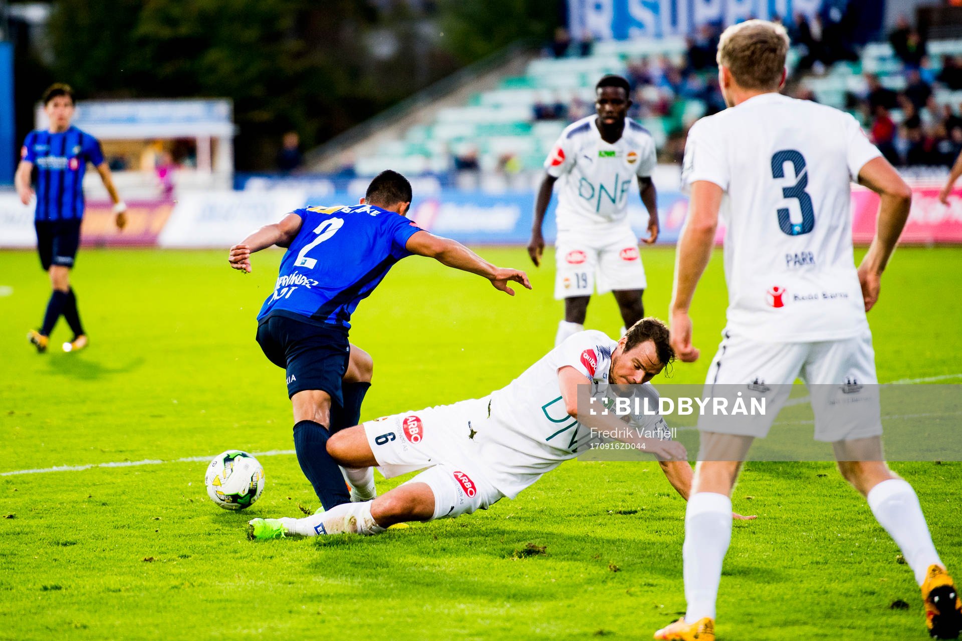 Ronald Jose Hernandez Pimentel of Stabæk and Henning